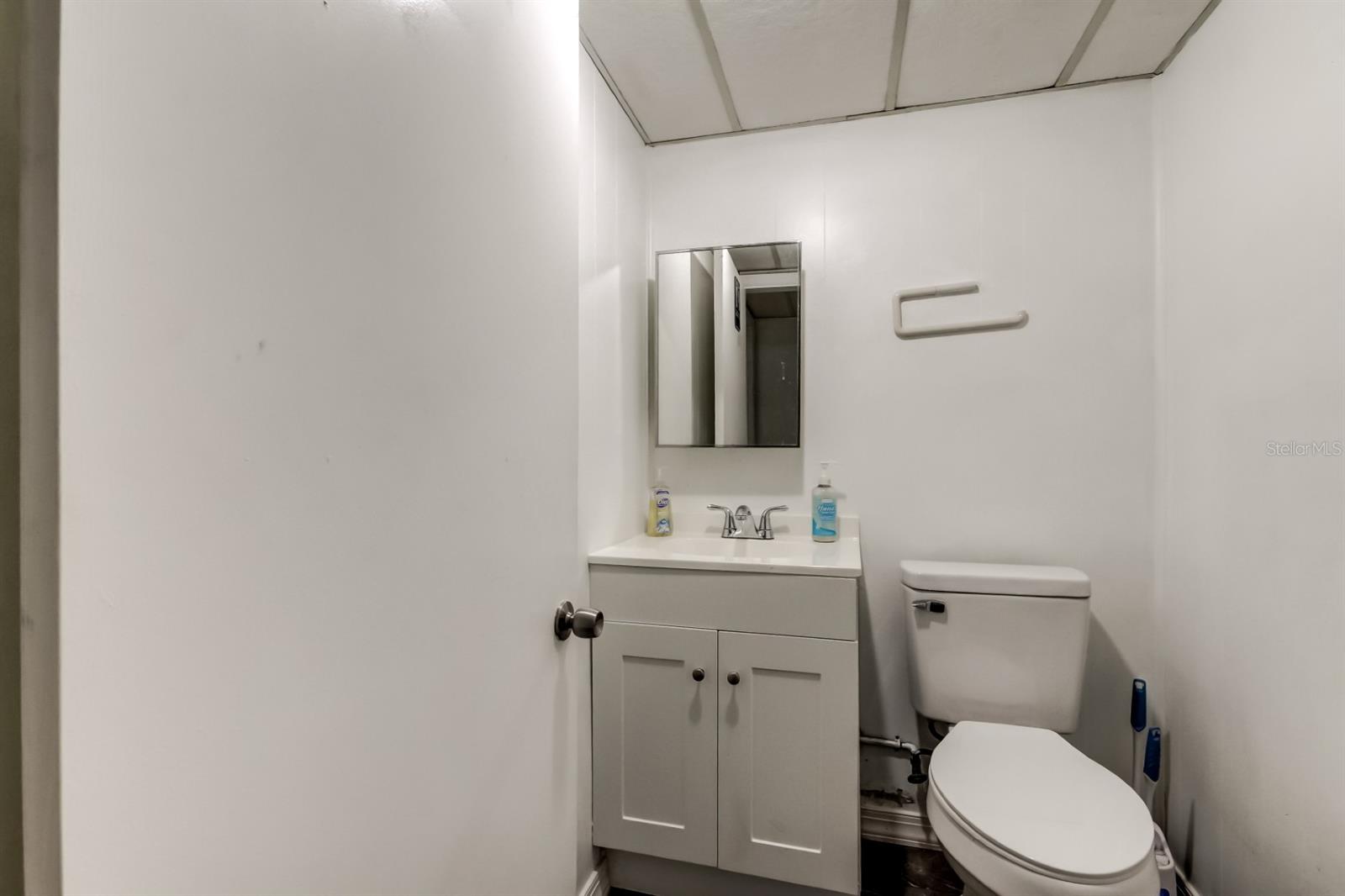 Image 23 of 70 For 4539 Mile Stretch Drive