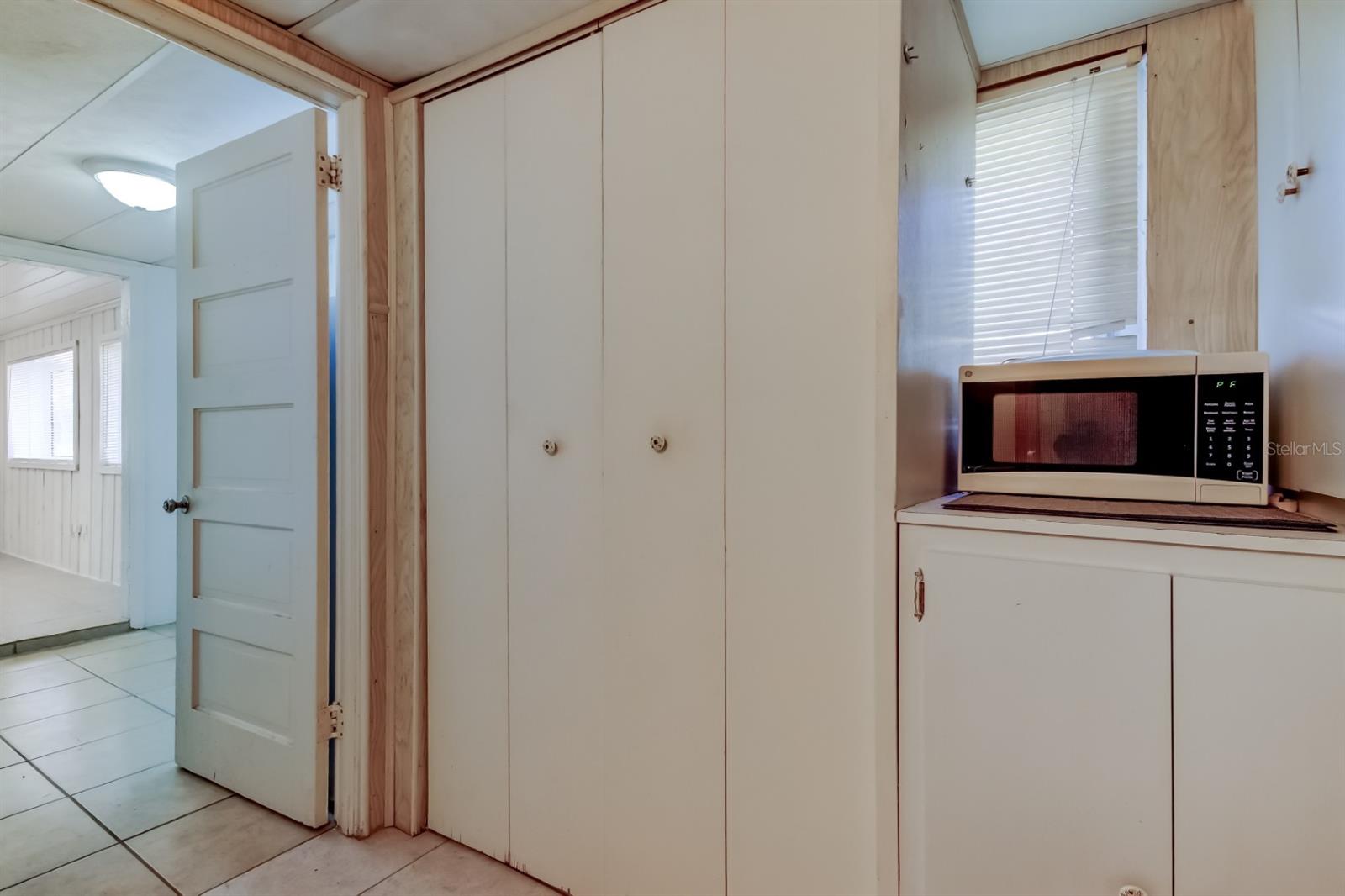 Image 33 of 70 For 4539 Mile Stretch Drive