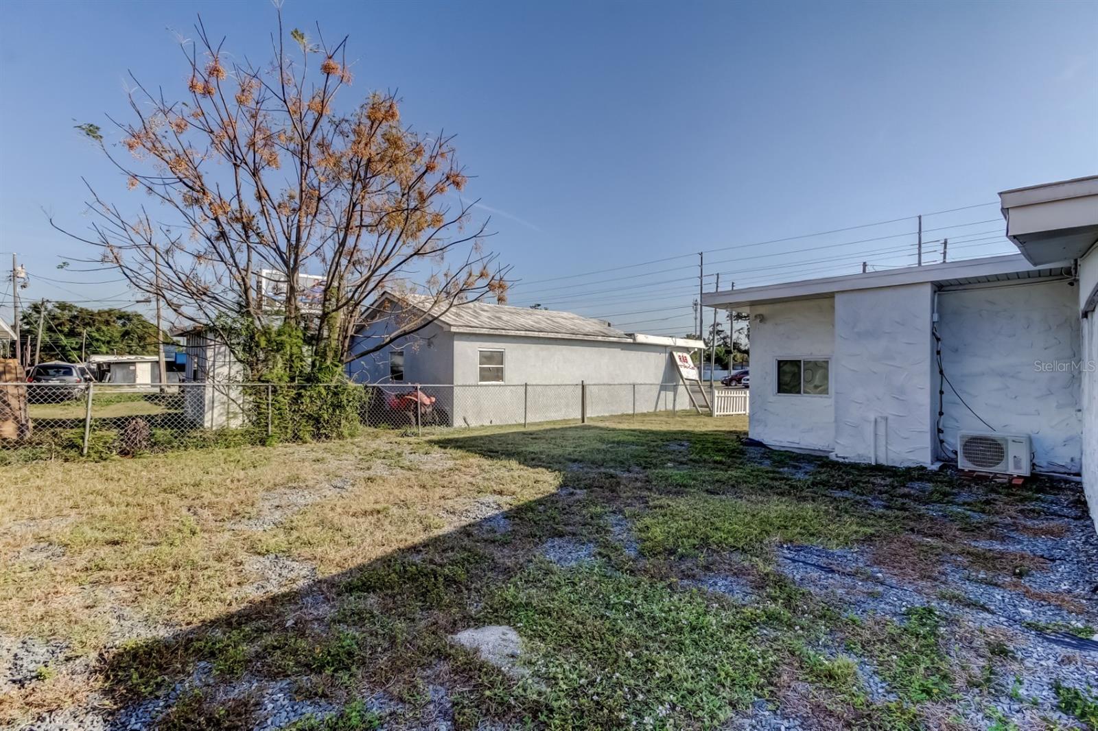 Image 44 of 70 For 4539 Mile Stretch Drive