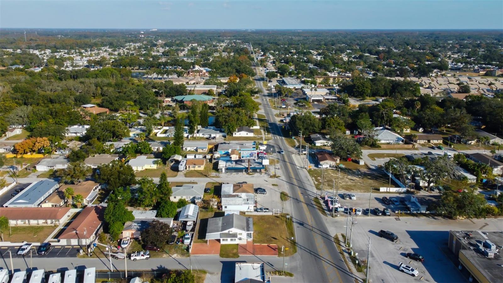 Image 54 of 70 For 4539 Mile Stretch Drive