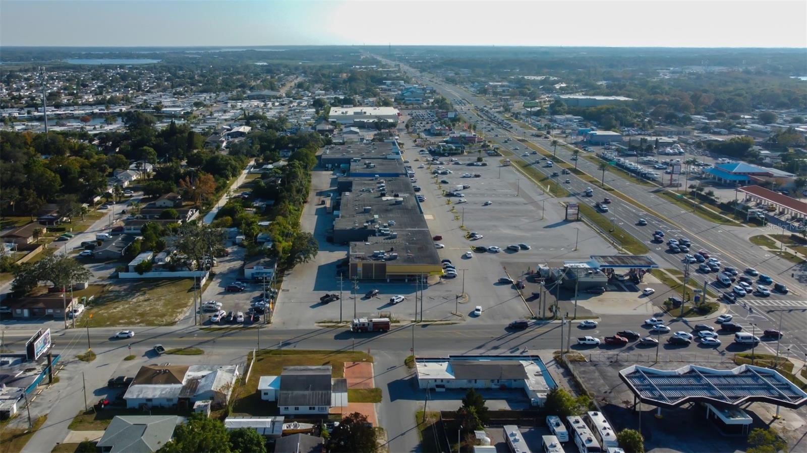 Image 58 of 70 For 4539 Mile Stretch Drive