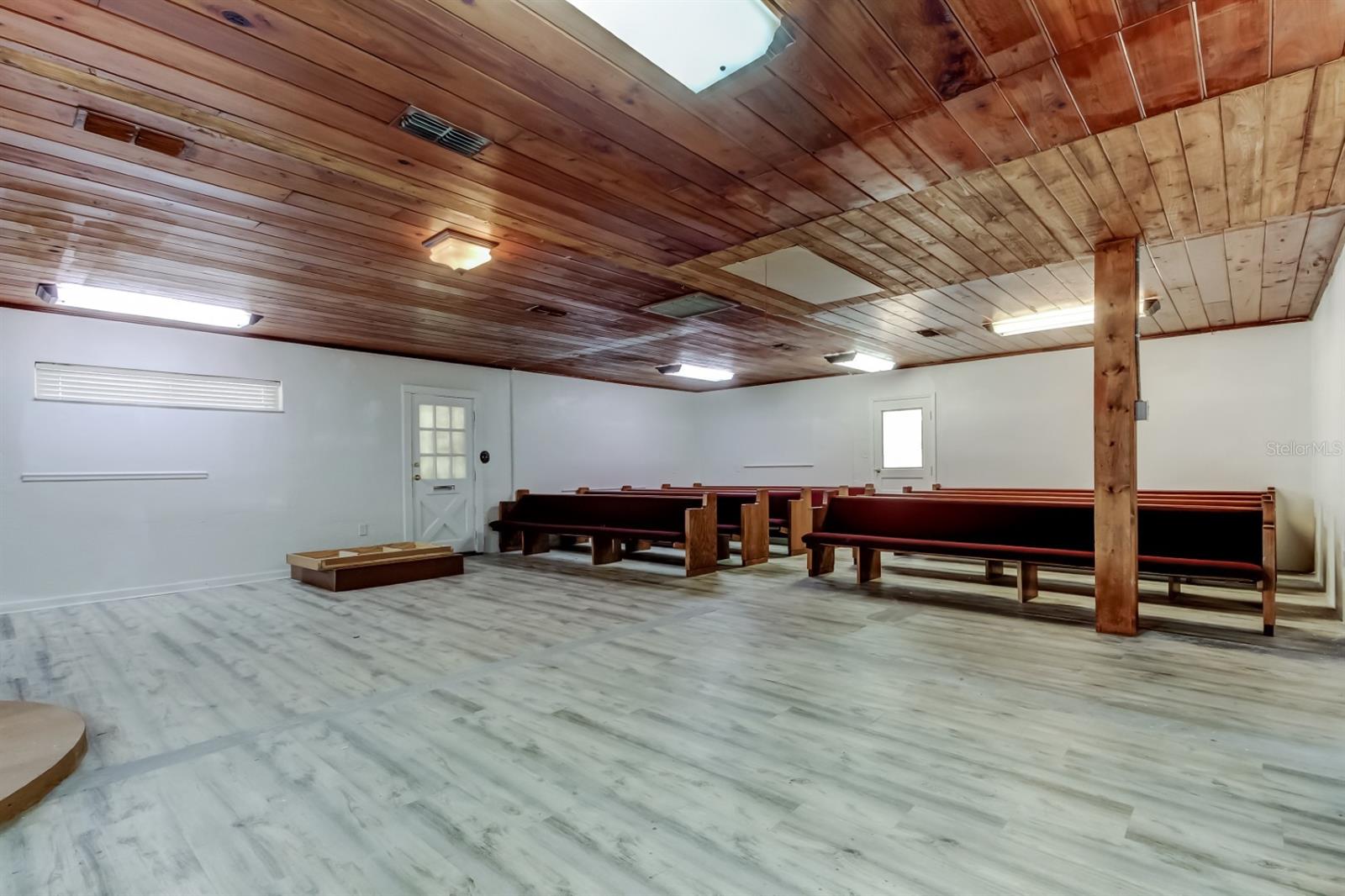 Image 7 of 70 For 4539 Mile Stretch Drive