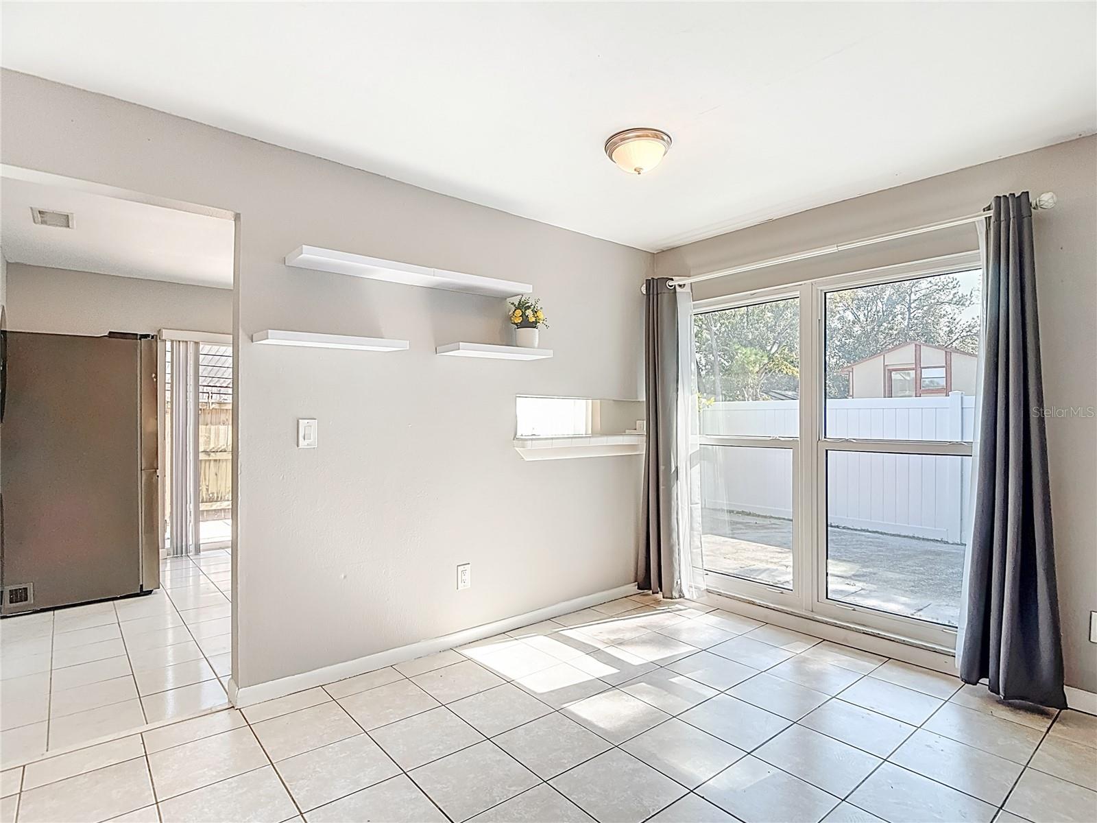 Image 11 of 36 For 5141 Springwood Drive