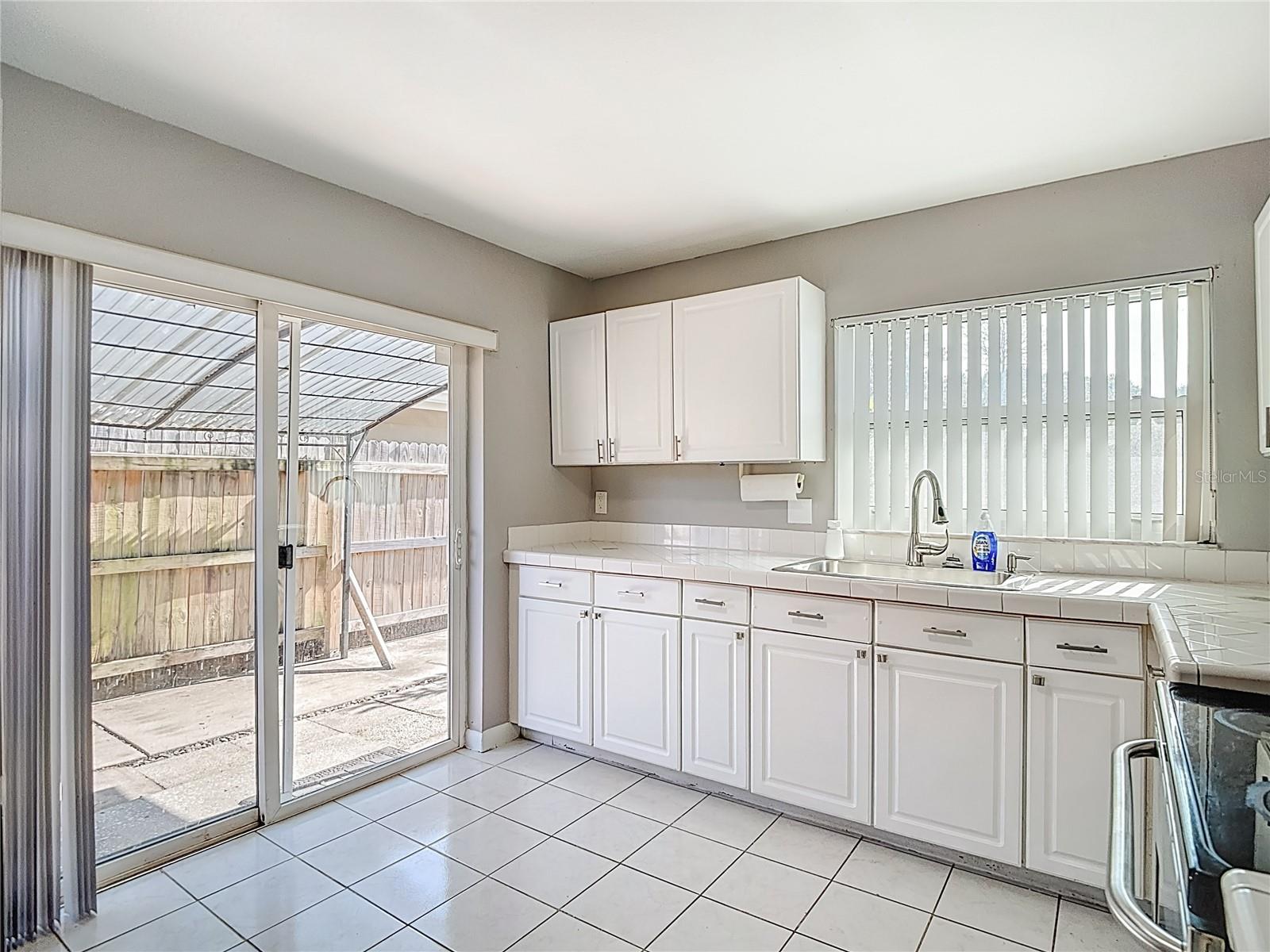 Image 14 of 36 For 5141 Springwood Drive