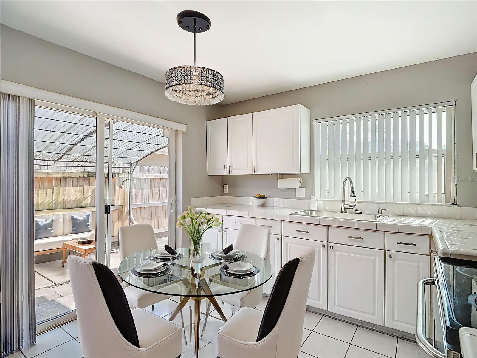 Image 15 of 36 For 5141 Springwood Drive