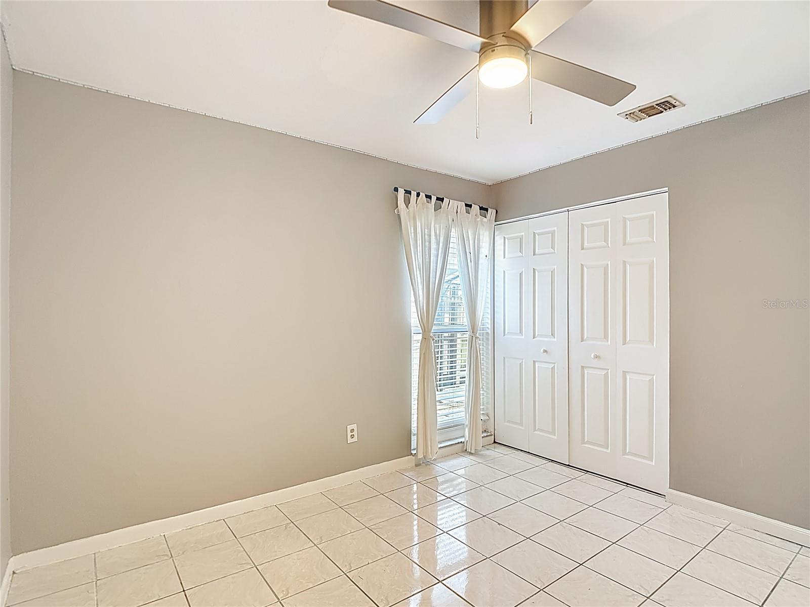 Image 24 of 36 For 5141 Springwood Drive