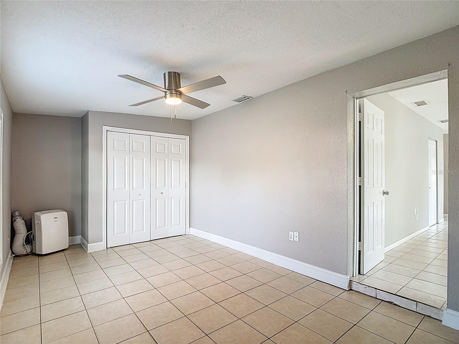 Image 28 of 36 For 5141 Springwood Drive