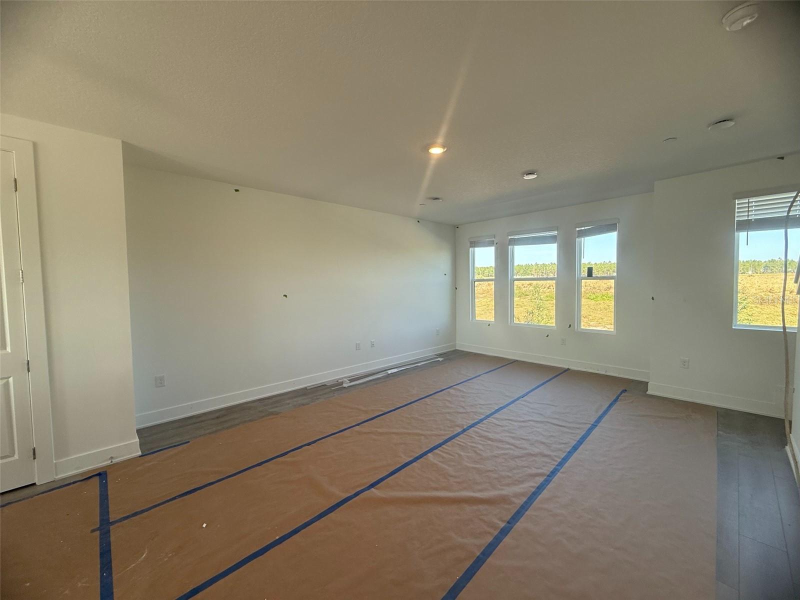 Image 10 of 37 For 15375 Hamlin Park Drive