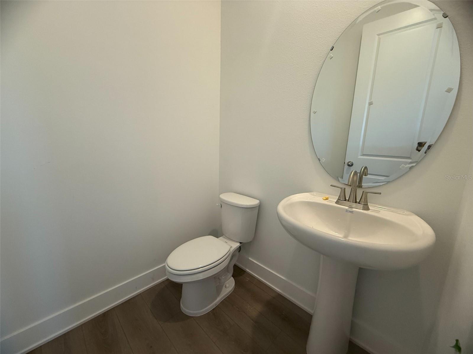 Image 15 of 37 For 15375 Hamlin Park Drive