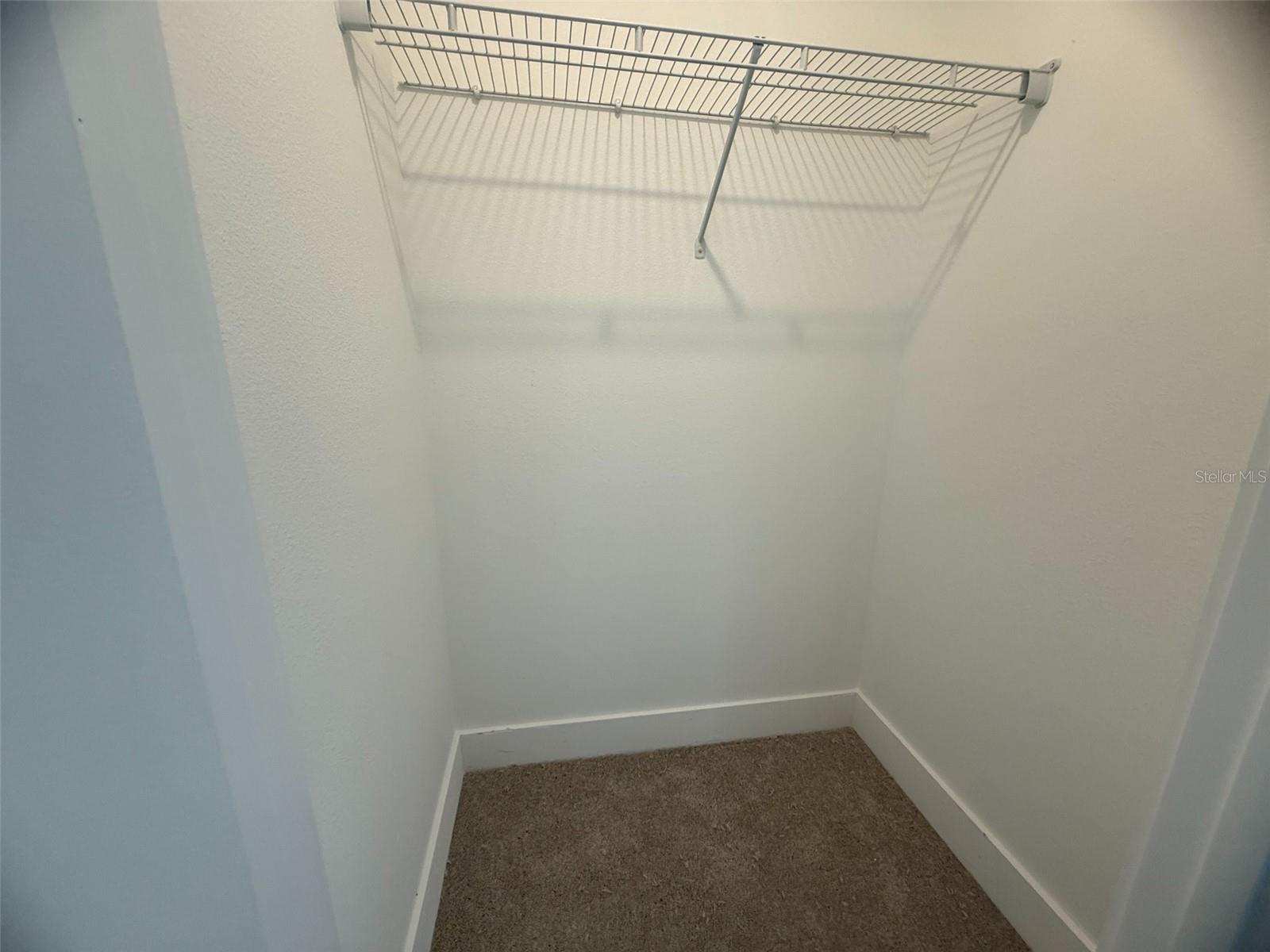 Image 19 of 37 For 15375 Hamlin Park Drive