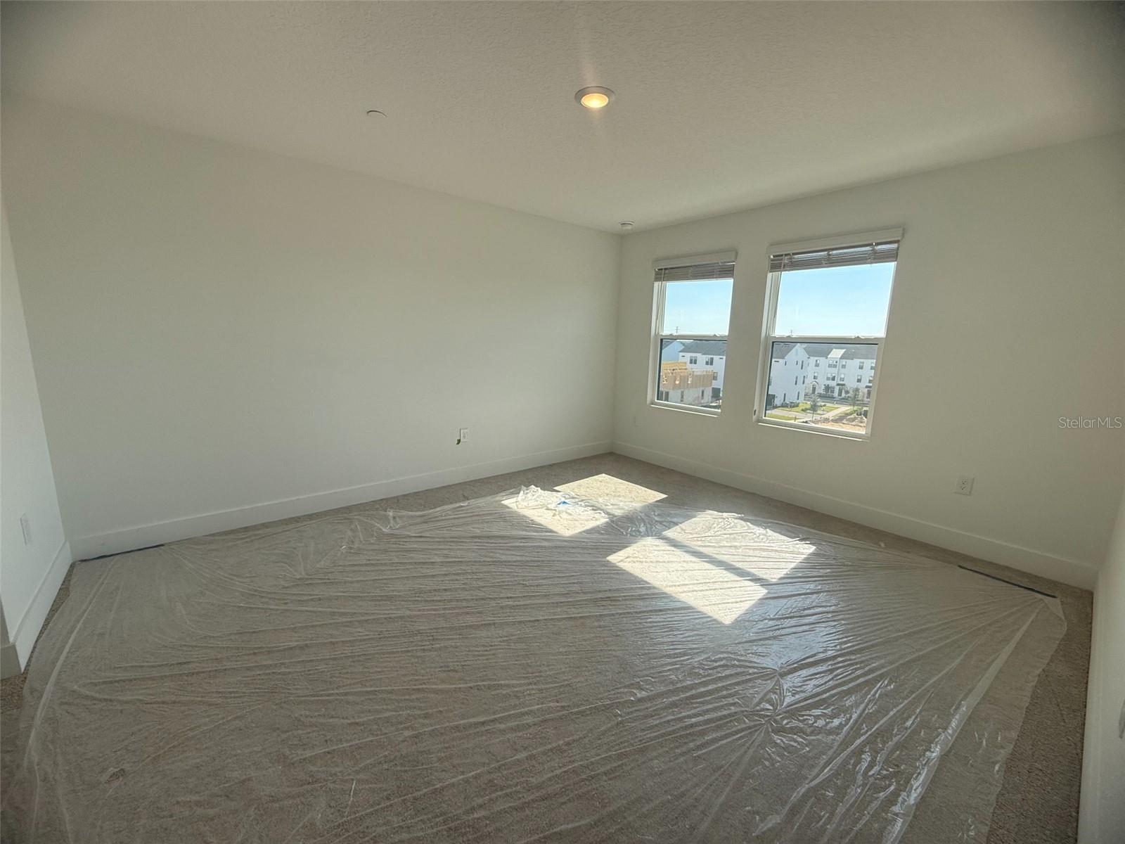 Image 22 of 37 For 15375 Hamlin Park Drive