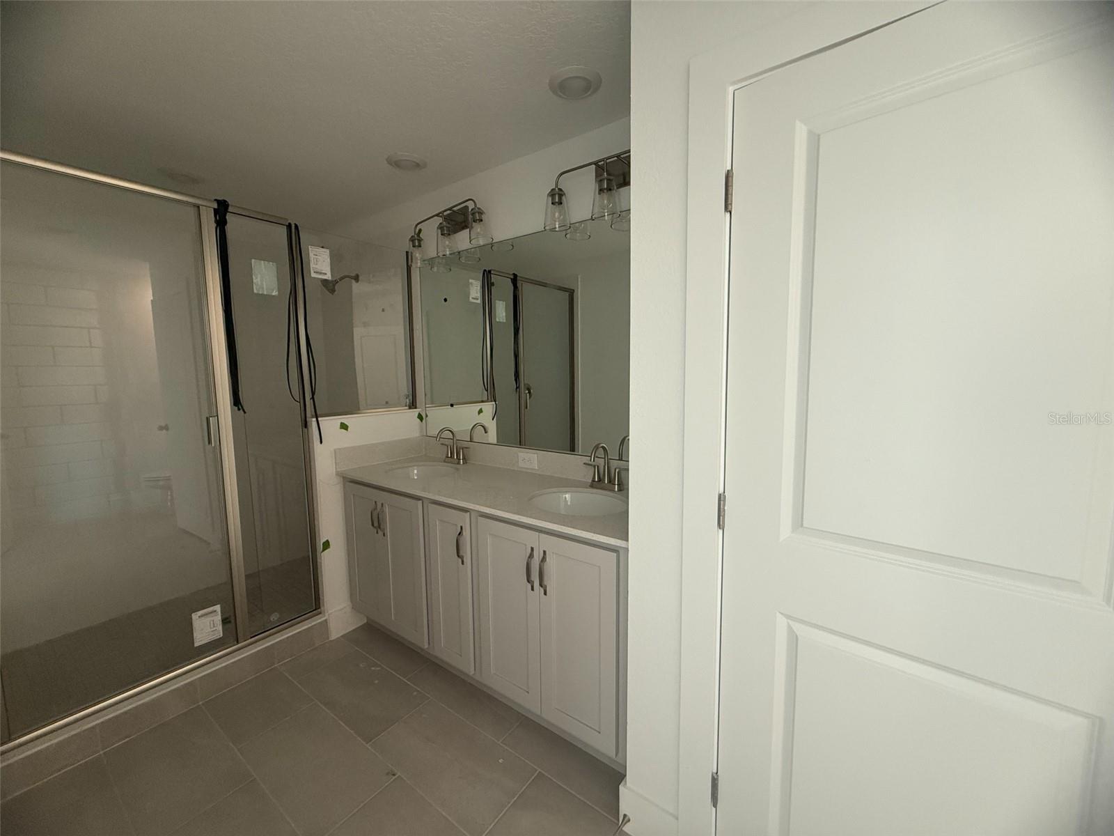 Image 24 of 37 For 15375 Hamlin Park Drive