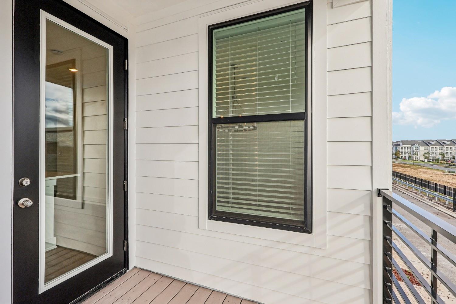 Image 34 of 37 For 15375 Hamlin Park Drive