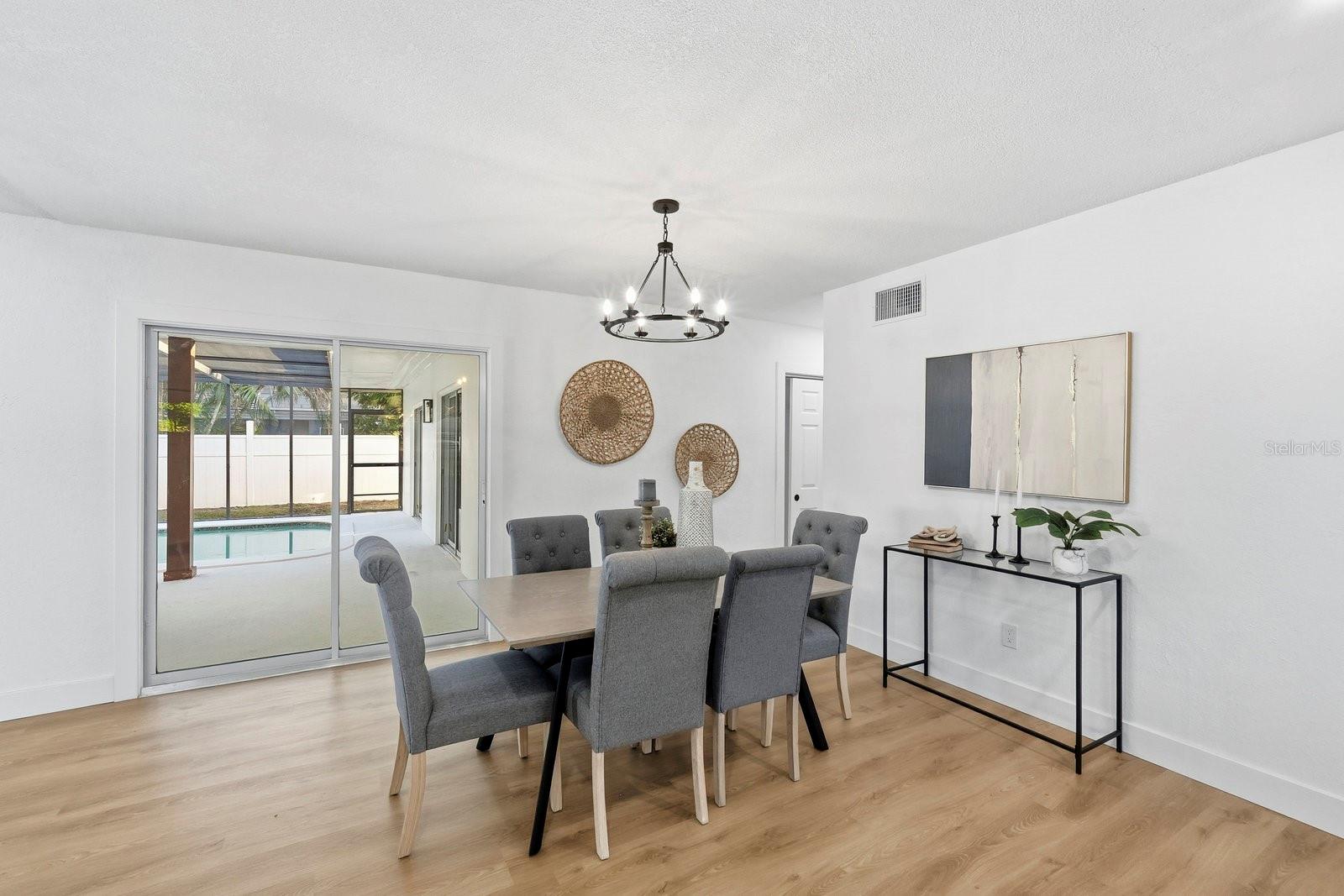 Image 8 of 33 For 1757 Bel Keene Drive