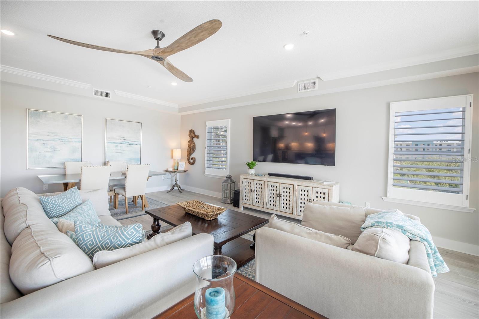 Image 20 of 98 For 19505 Gulf Boulevard 304