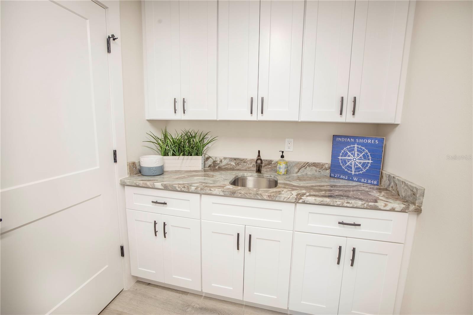 Image 30 of 98 For 19505 Gulf Boulevard 304