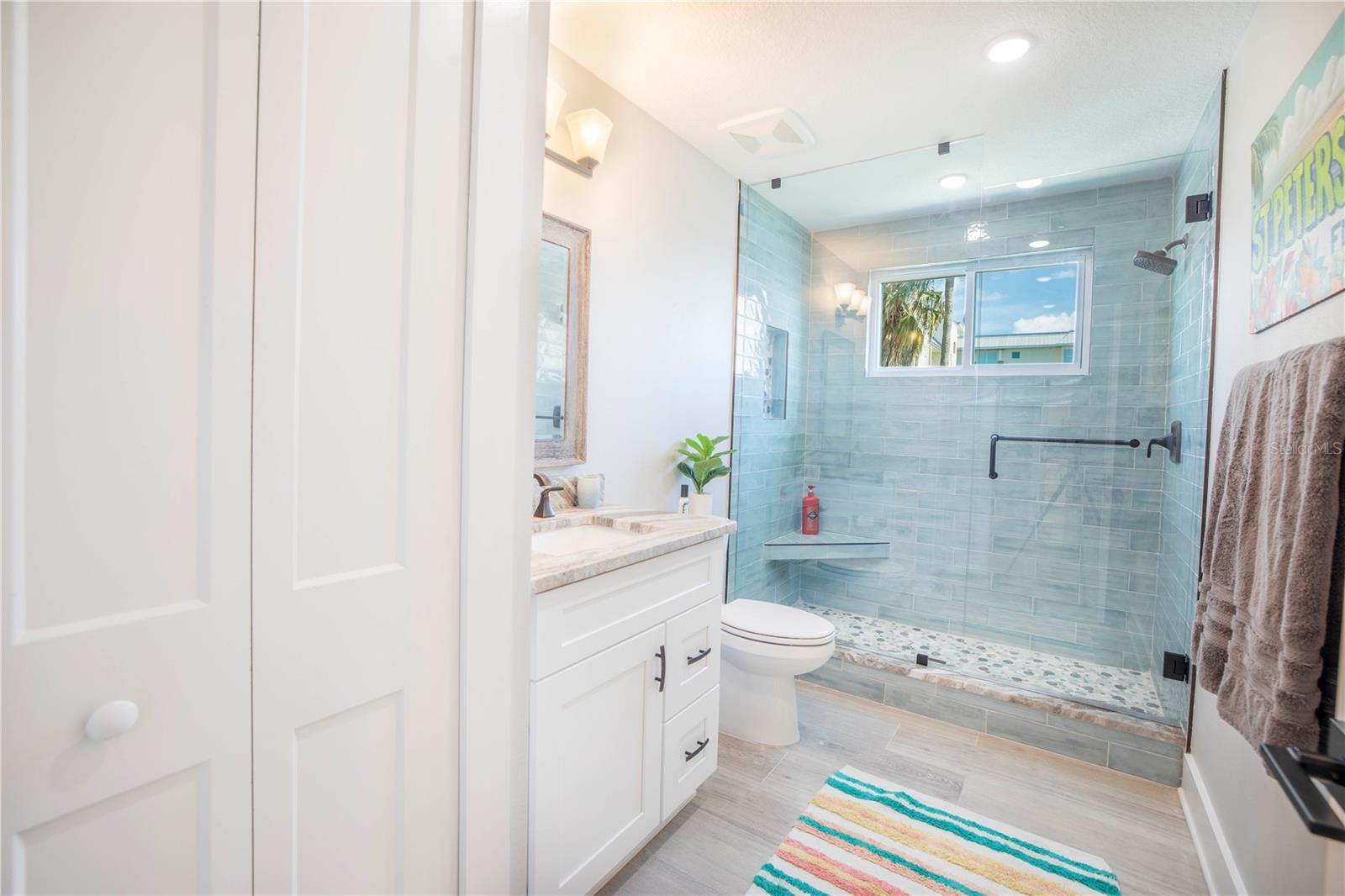 Image 34 of 98 For 19505 Gulf Boulevard 304