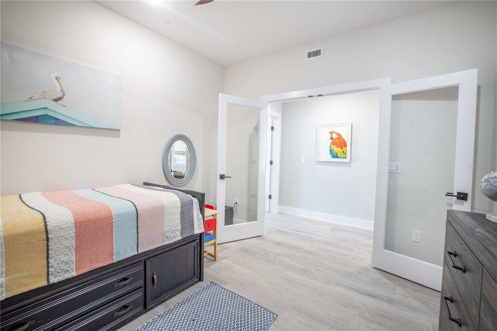 Image 39 of 98 For 19505 Gulf Boulevard 304