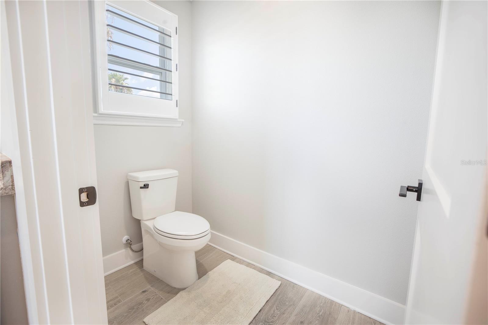 Image 57 of 98 For 19505 Gulf Boulevard 304