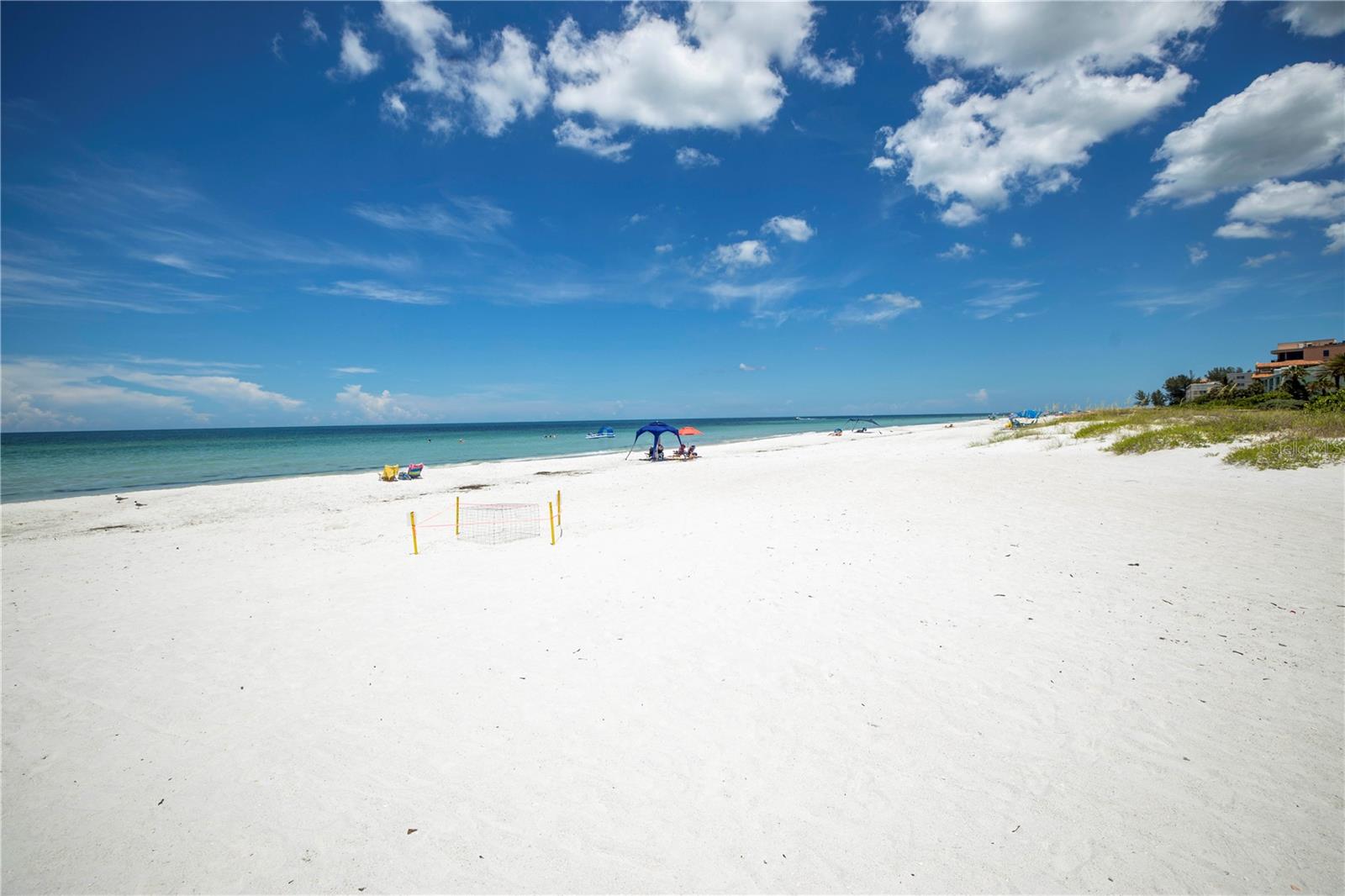 Image 89 of 98 For 19505 Gulf Boulevard 304