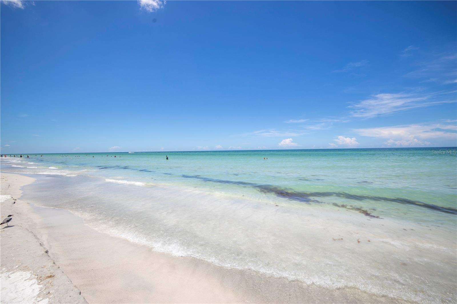 Image 94 of 98 For 19505 Gulf Boulevard 304