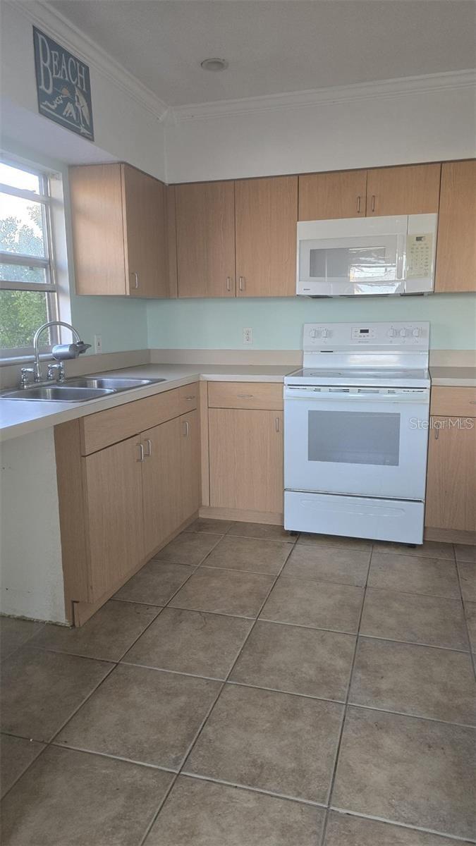 Image 8 of 8 For 13288 4th Street E