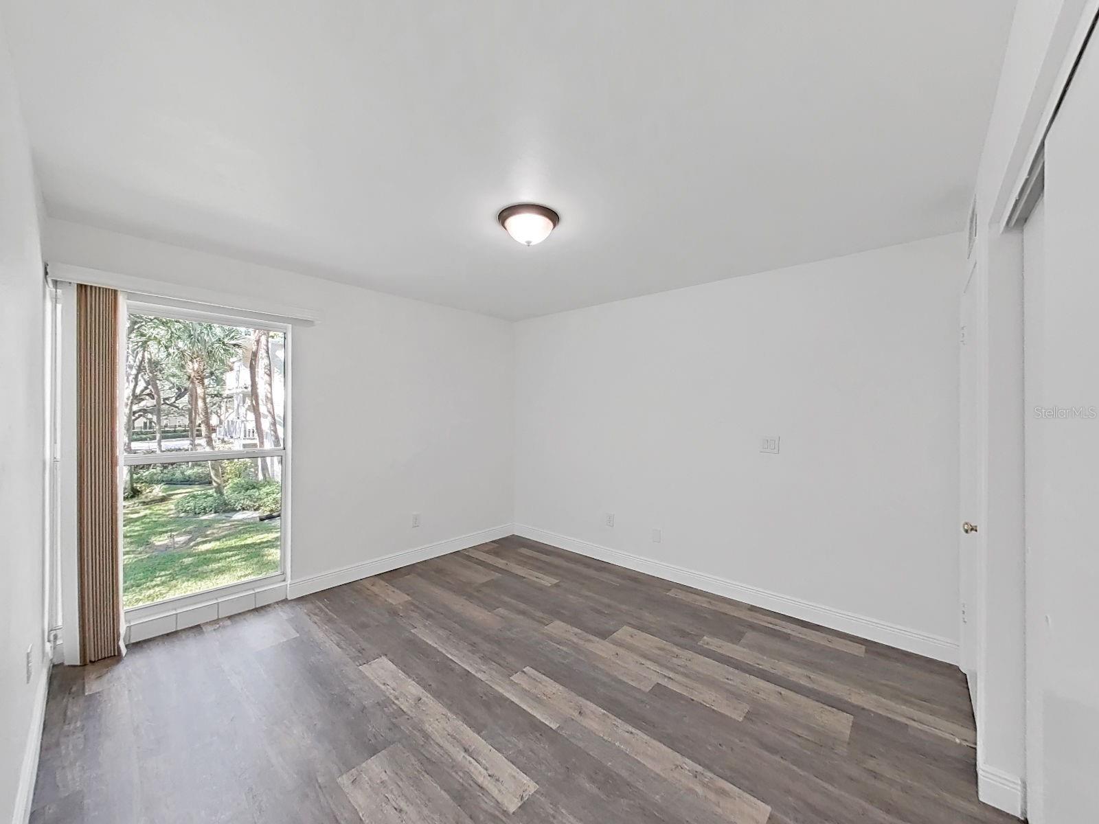 Image 22 of 45 For 3325 Bayshore Boulevard F22