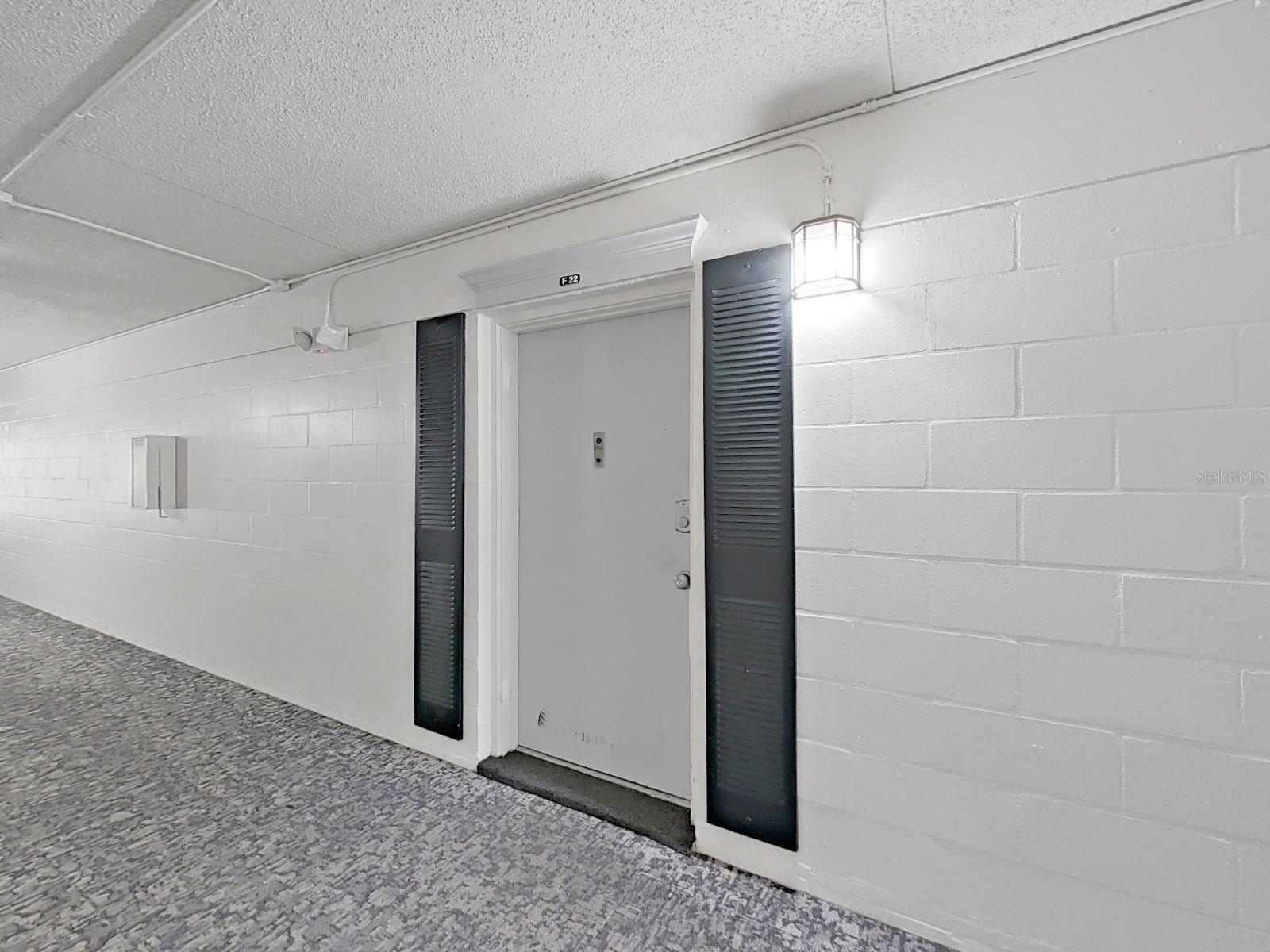 Image 7 of 45 For 3325 Bayshore Boulevard F22