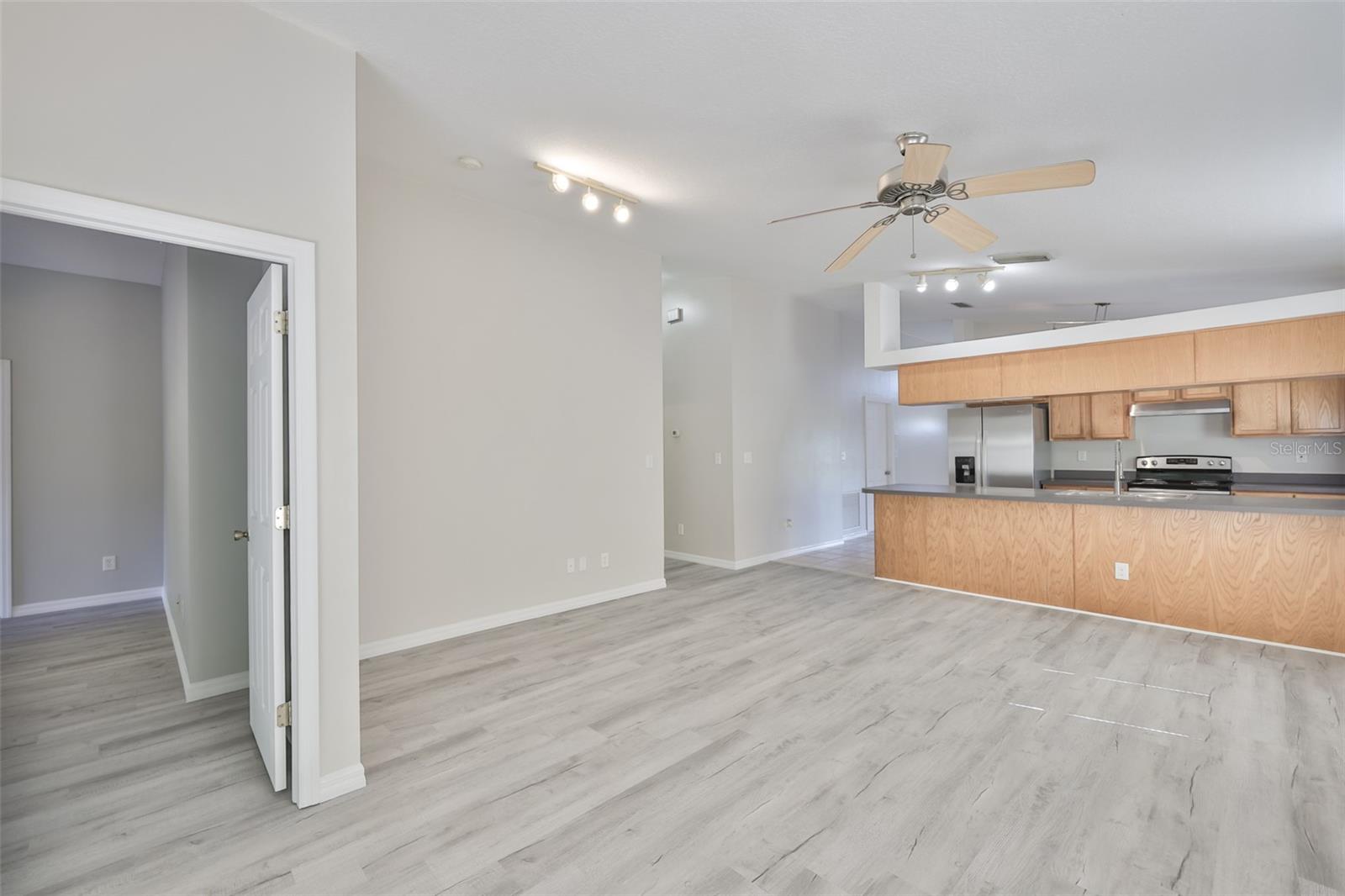 Image 12 of 32 For 15820 49th Street