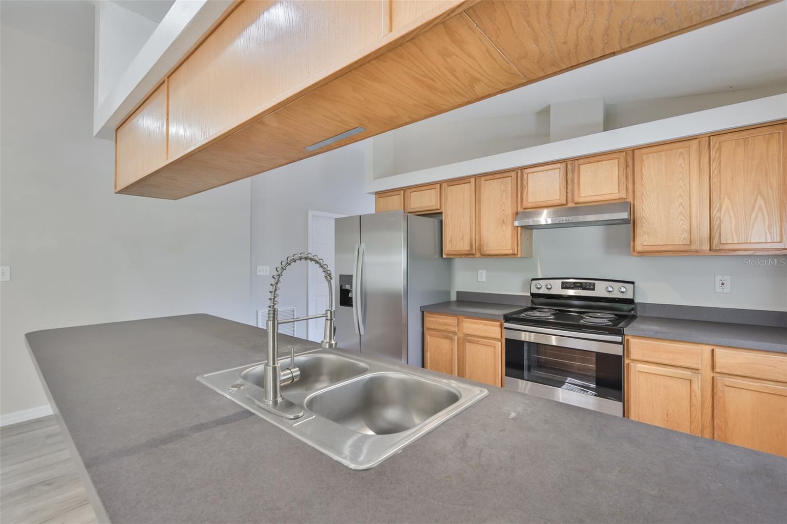 Image 13 of 32 For 15820 49th Street