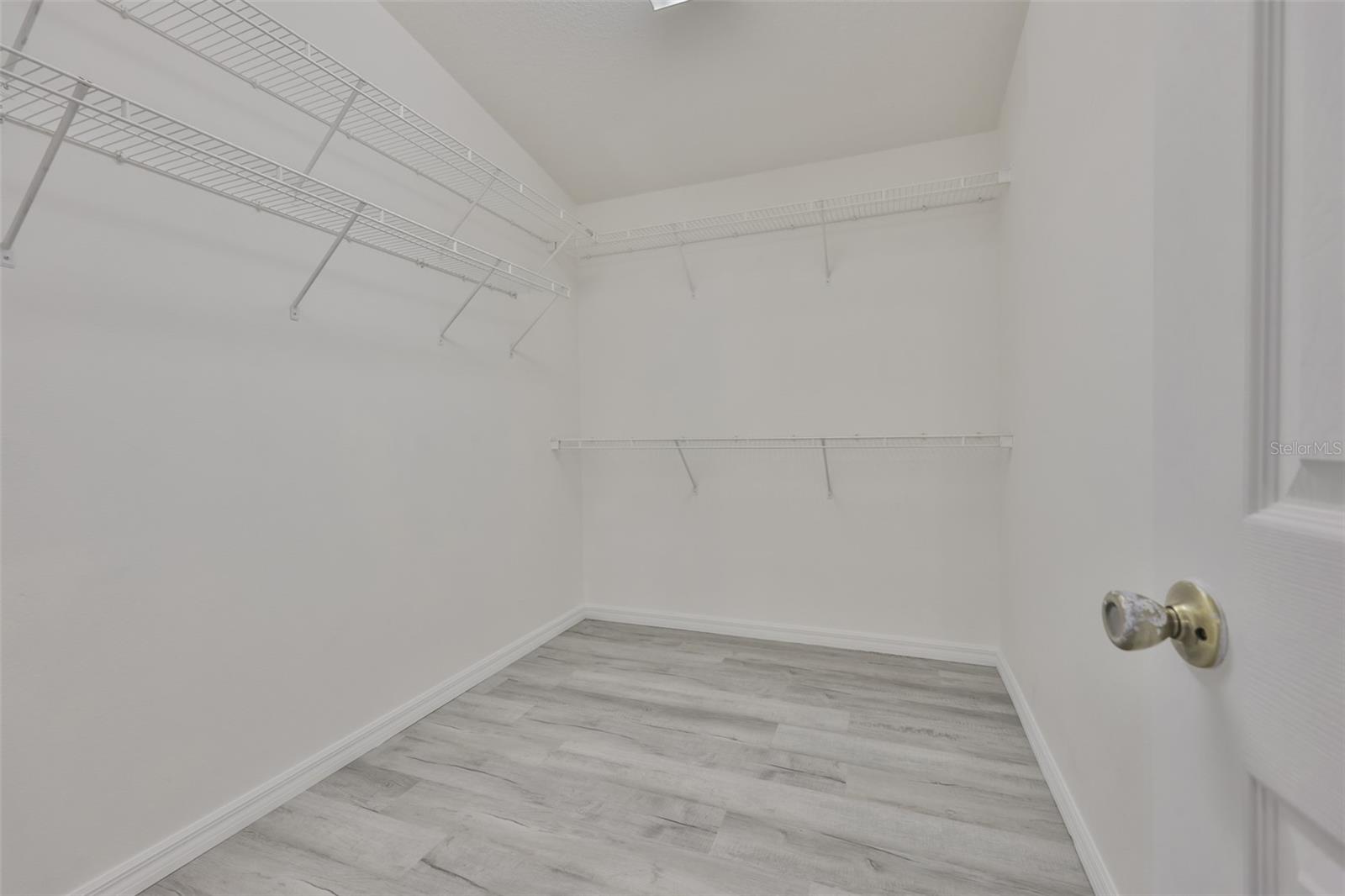 Image 15 of 32 For 15820 49th Street