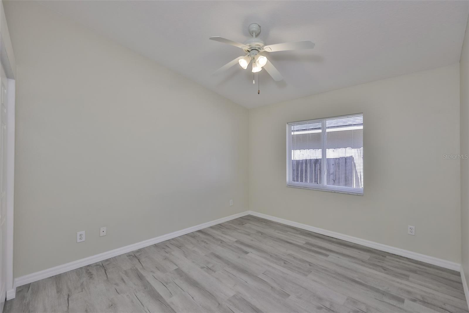 Image 24 of 32 For 15820 49th Street