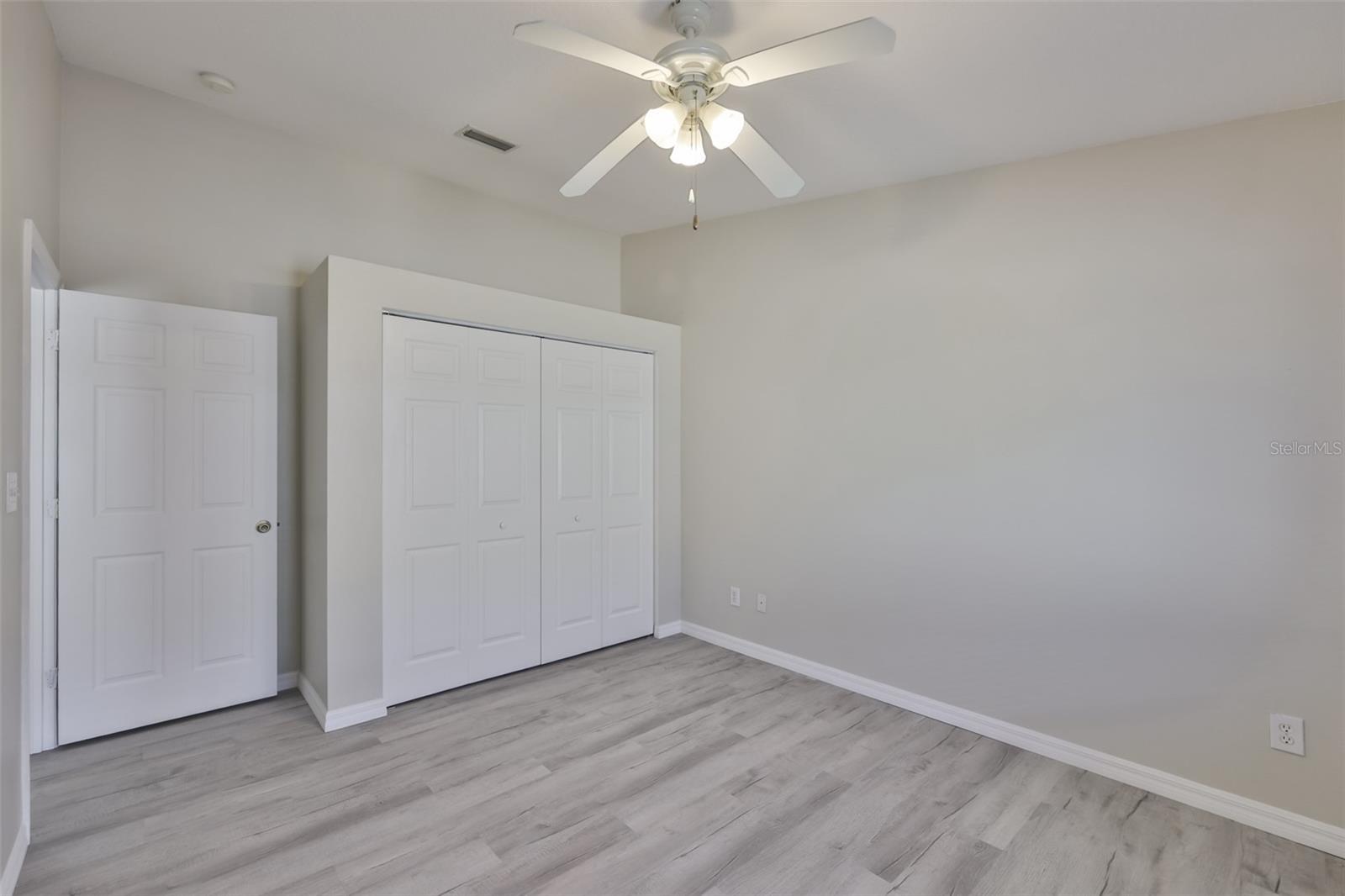 Image 25 of 32 For 15820 49th Street