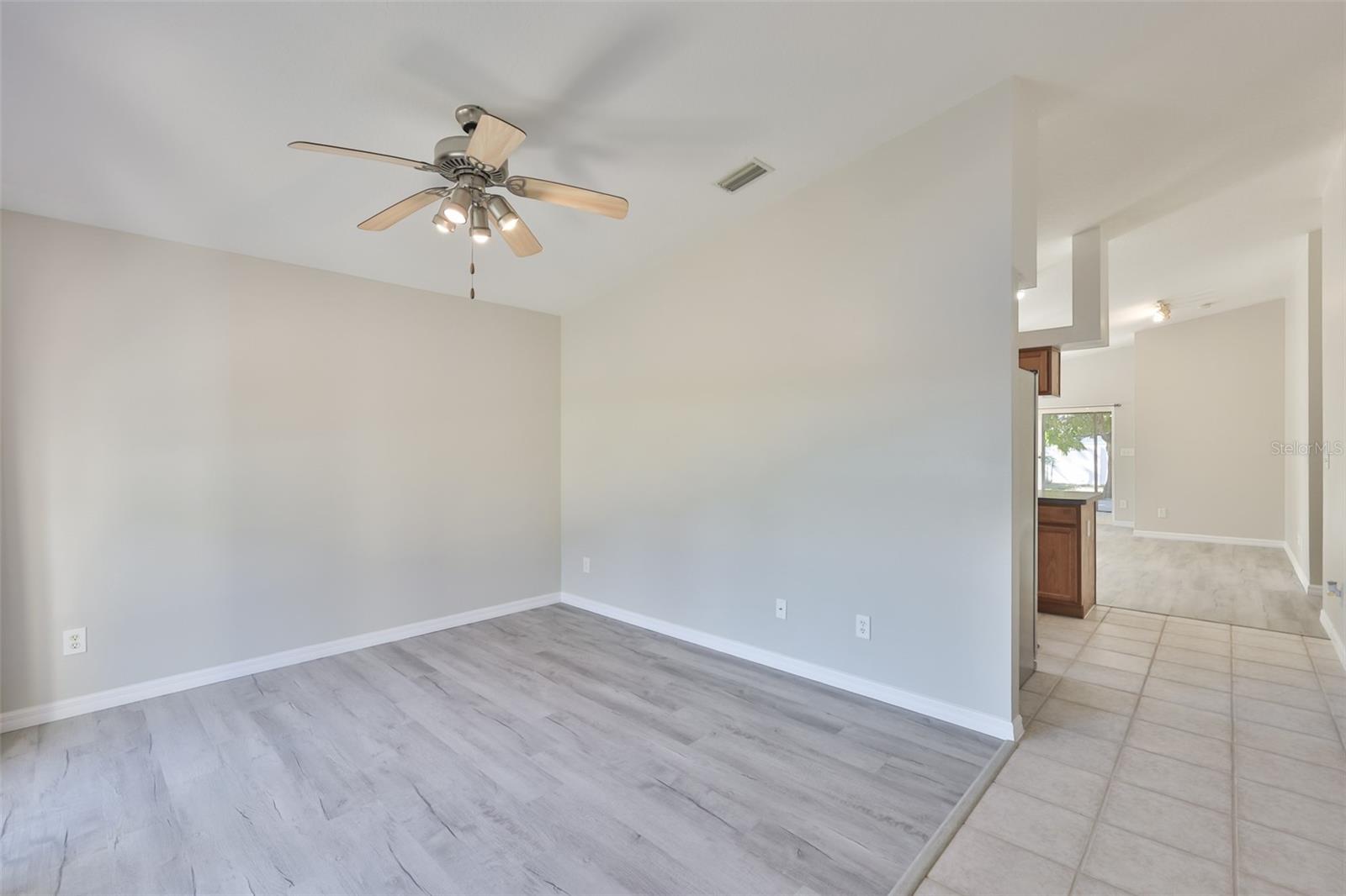 Image 6 of 32 For 15820 49th Street