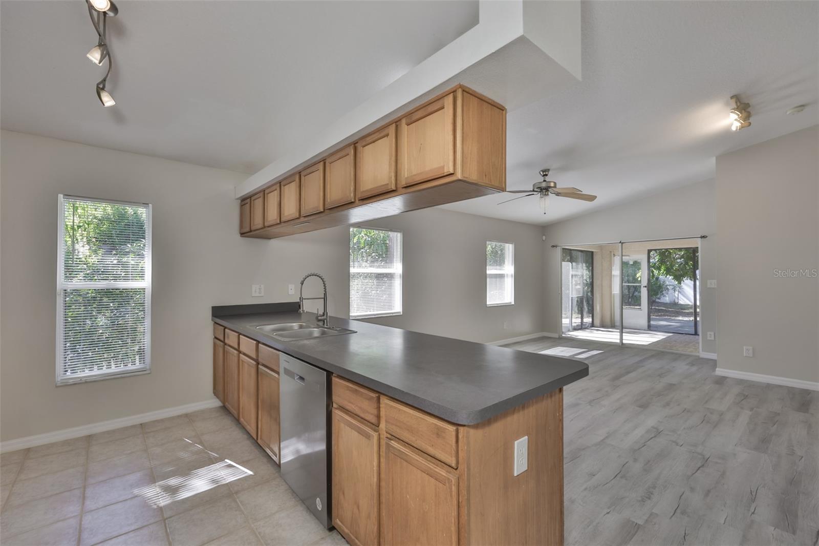 Image 8 of 32 For 15820 49th Street