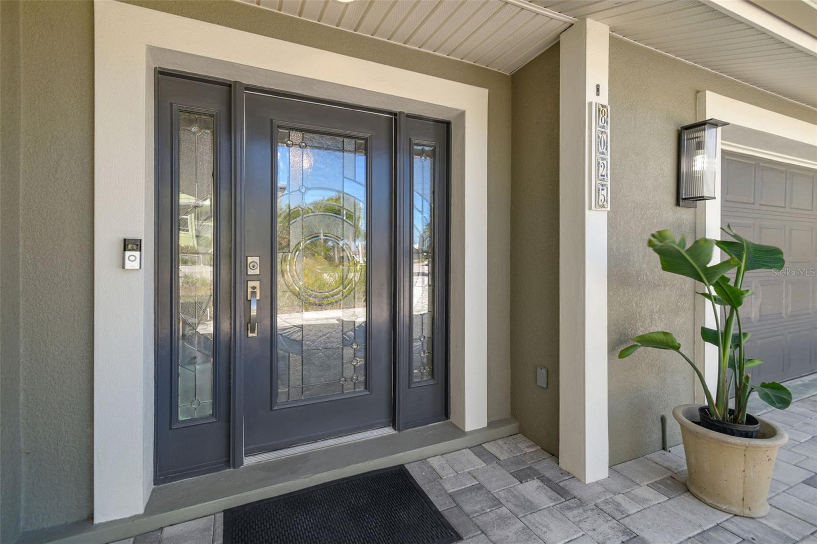 Image 12 of 67 For 8025 Island Drive