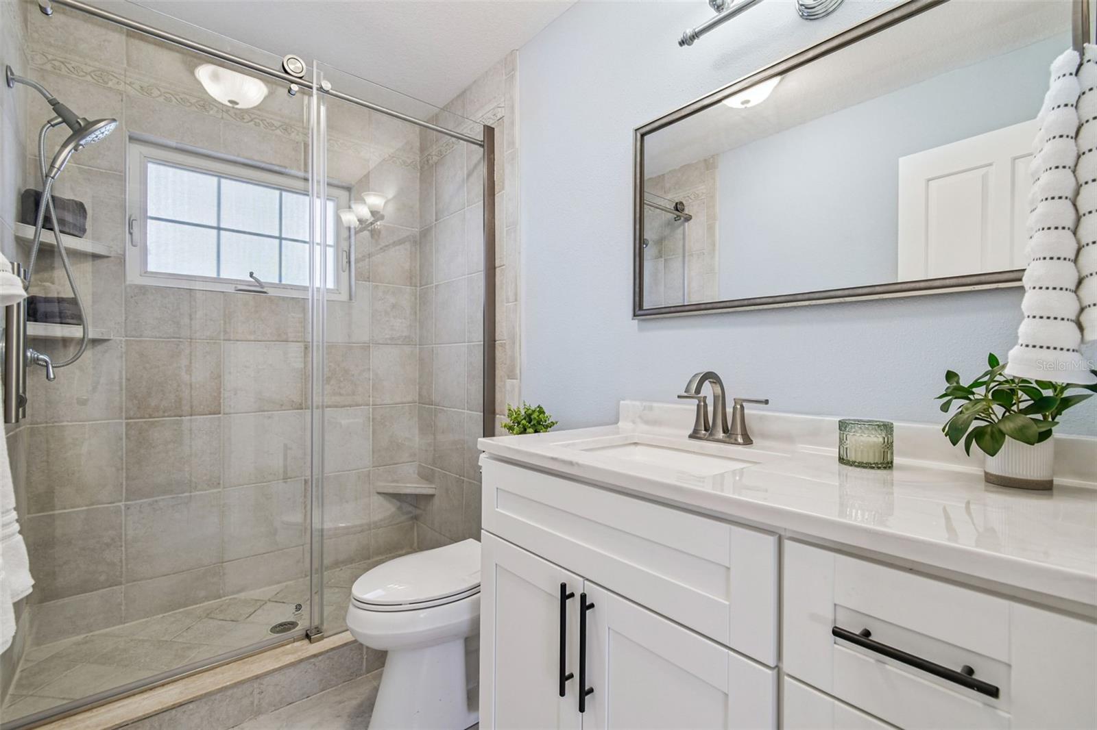 Image 21 of 67 For 8025 Island Drive