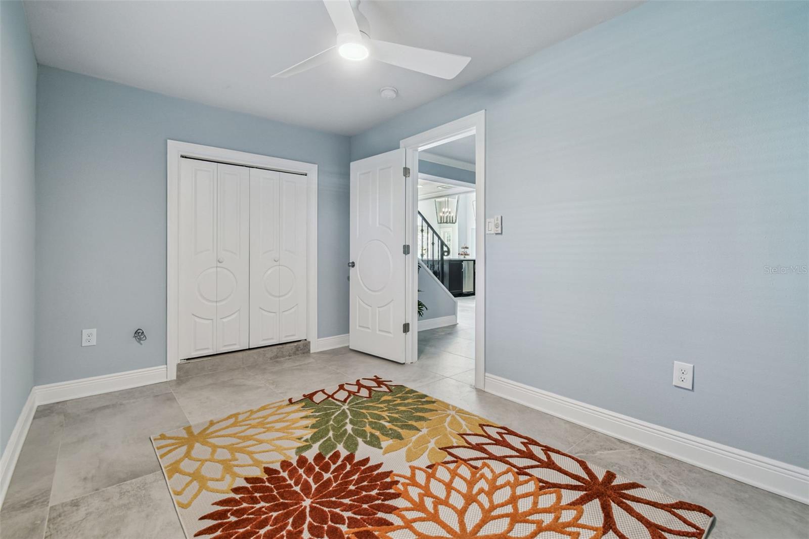 Image 25 of 67 For 8025 Island Drive