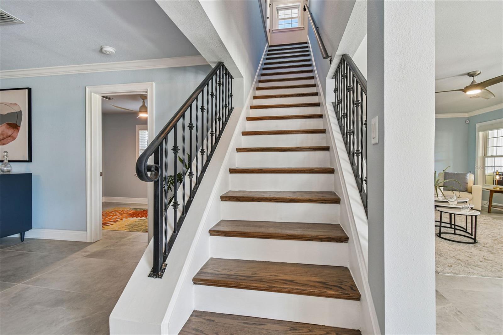 Image 38 of 67 For 8025 Island Drive