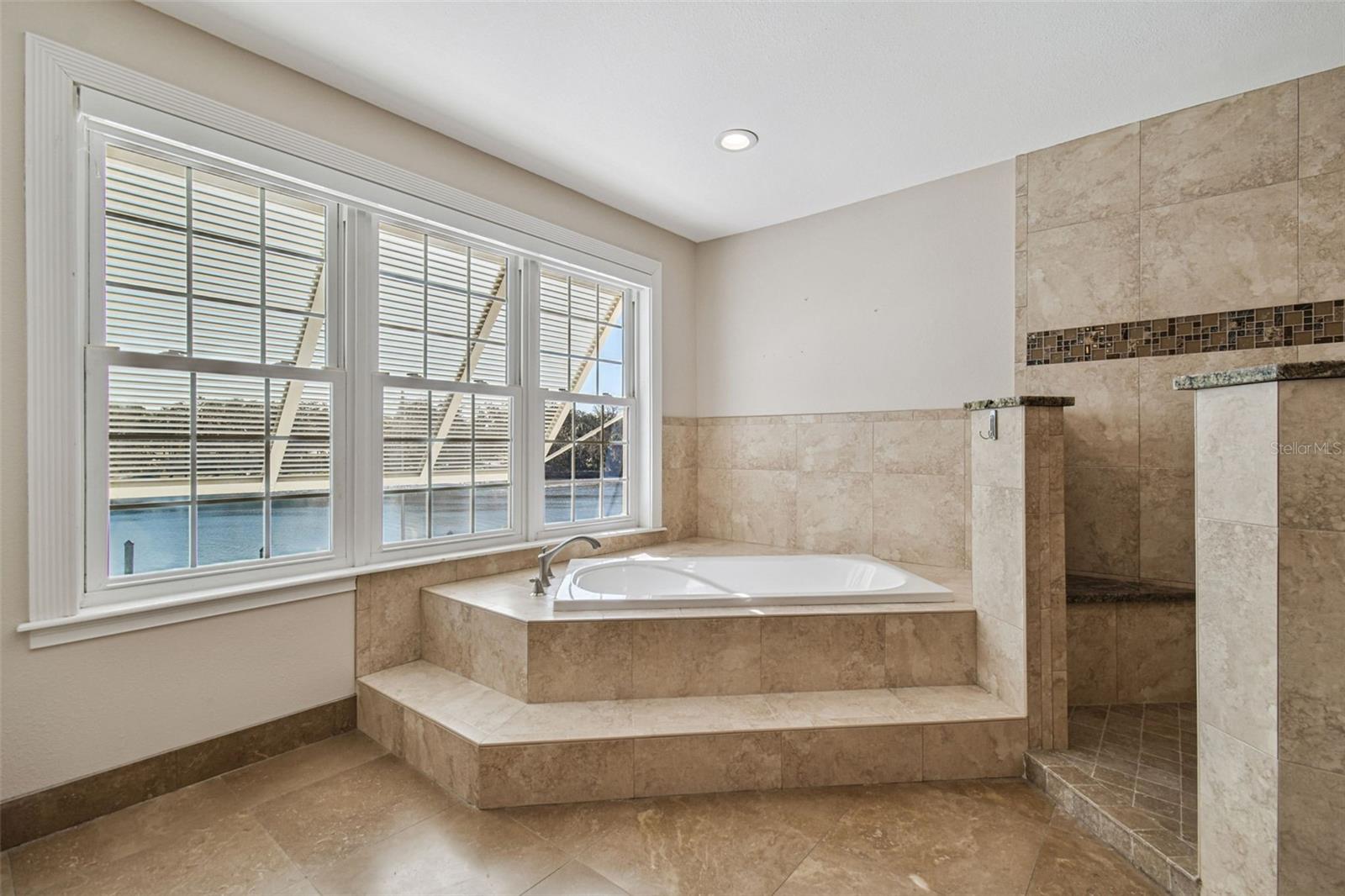 Image 43 of 67 For 8025 Island Drive