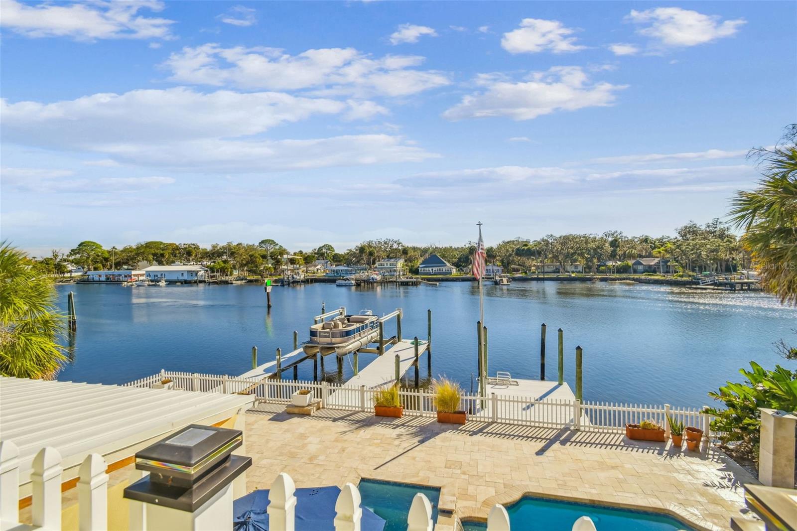 Image 49 of 67 For 8025 Island Drive