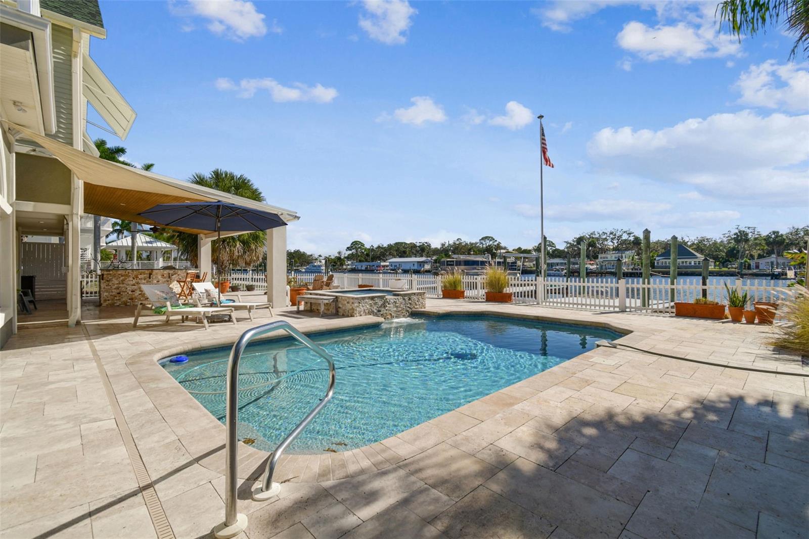 Image 54 of 67 For 8025 Island Drive