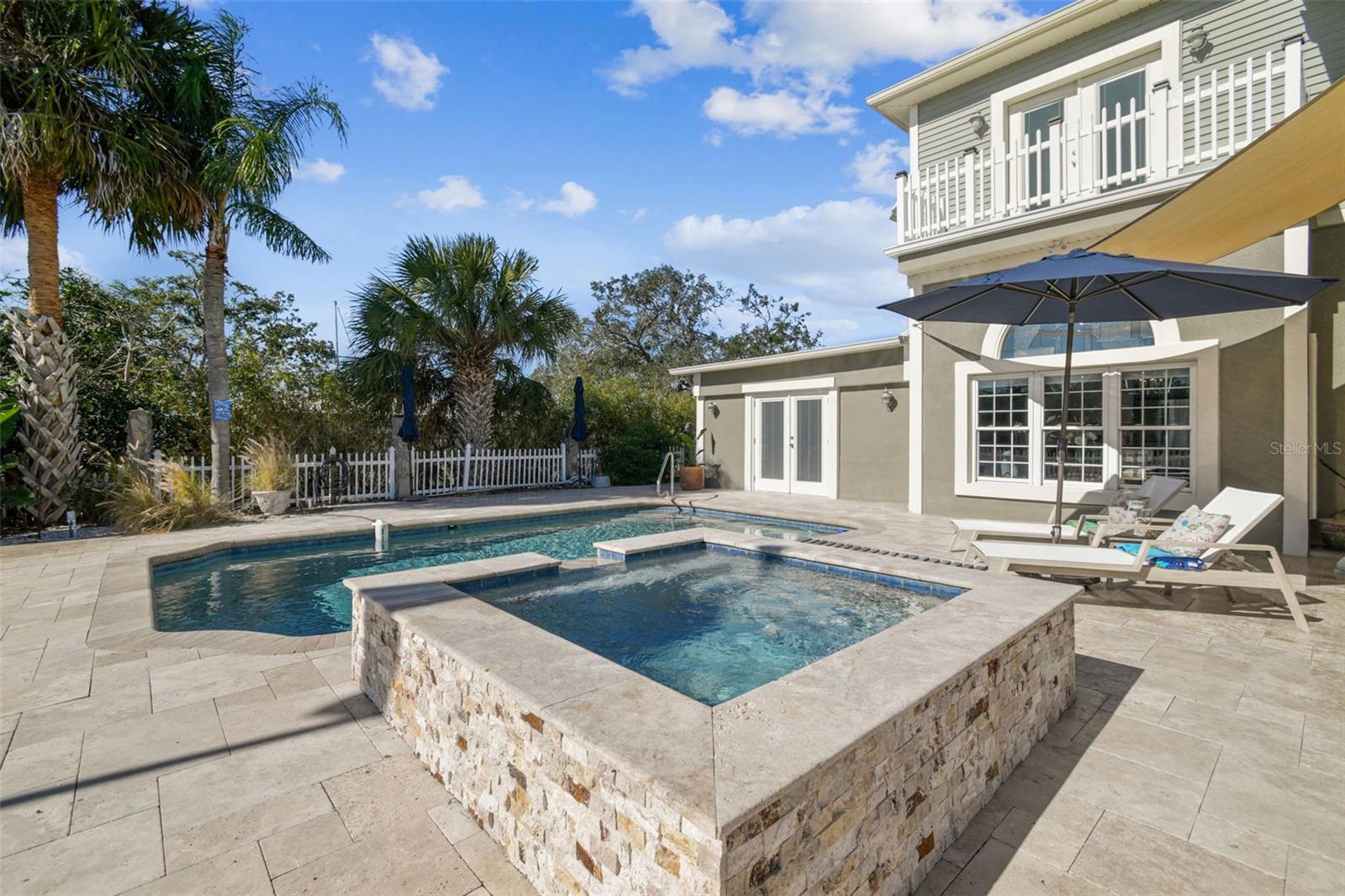 Image 55 of 67 For 8025 Island Drive