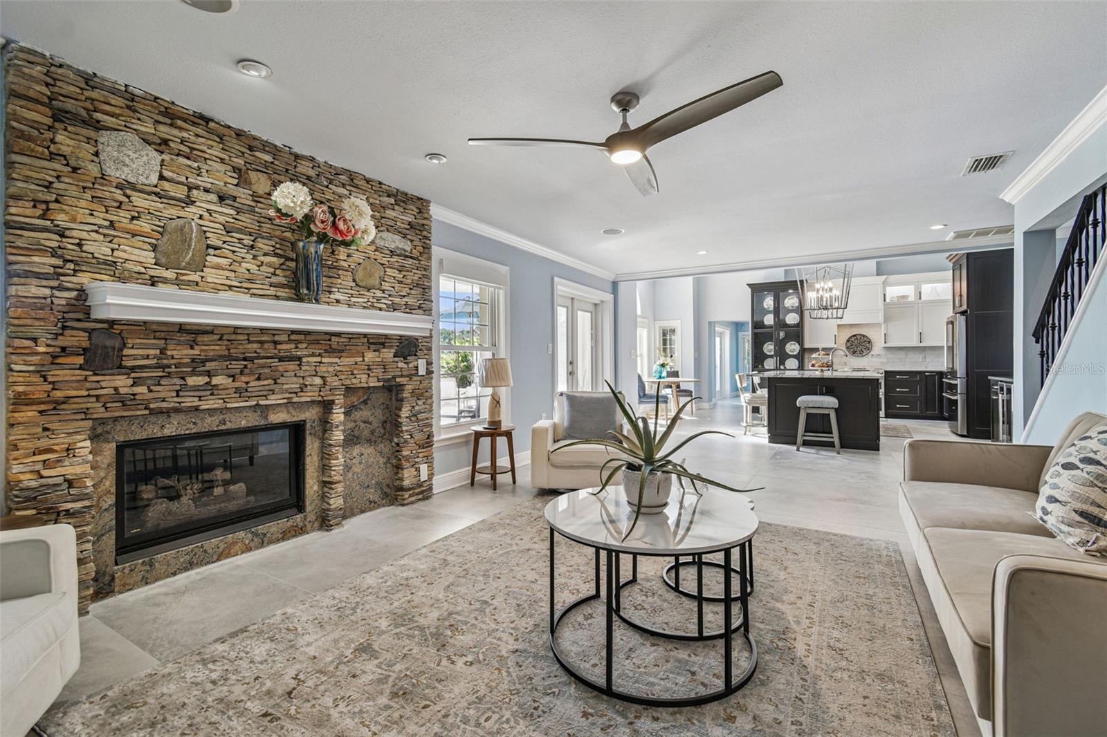 Image 8 of 67 For 8025 Island Drive