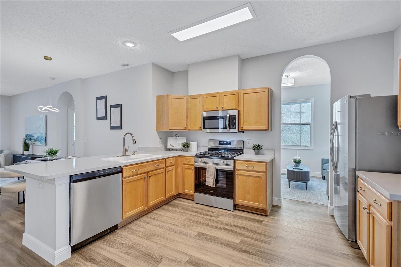 Image 12 of 61 For 1930 Fruitridge Street