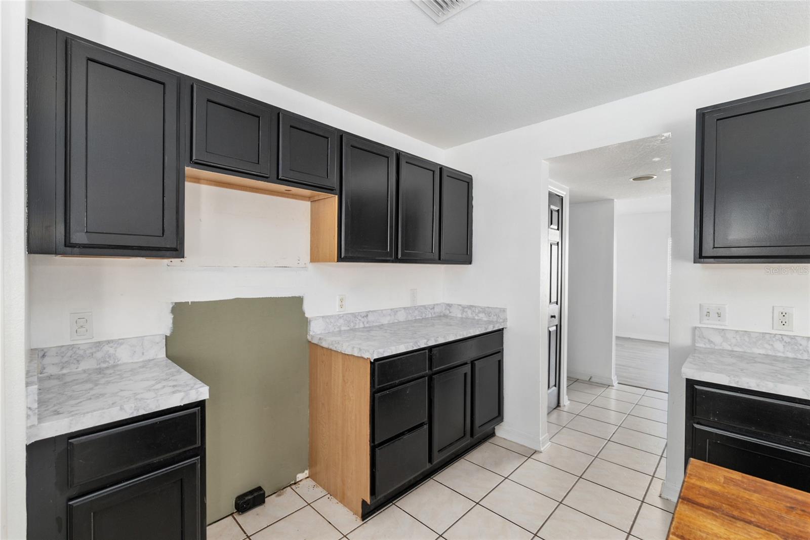 Image 28 of 74 For 11684 56th Terrace