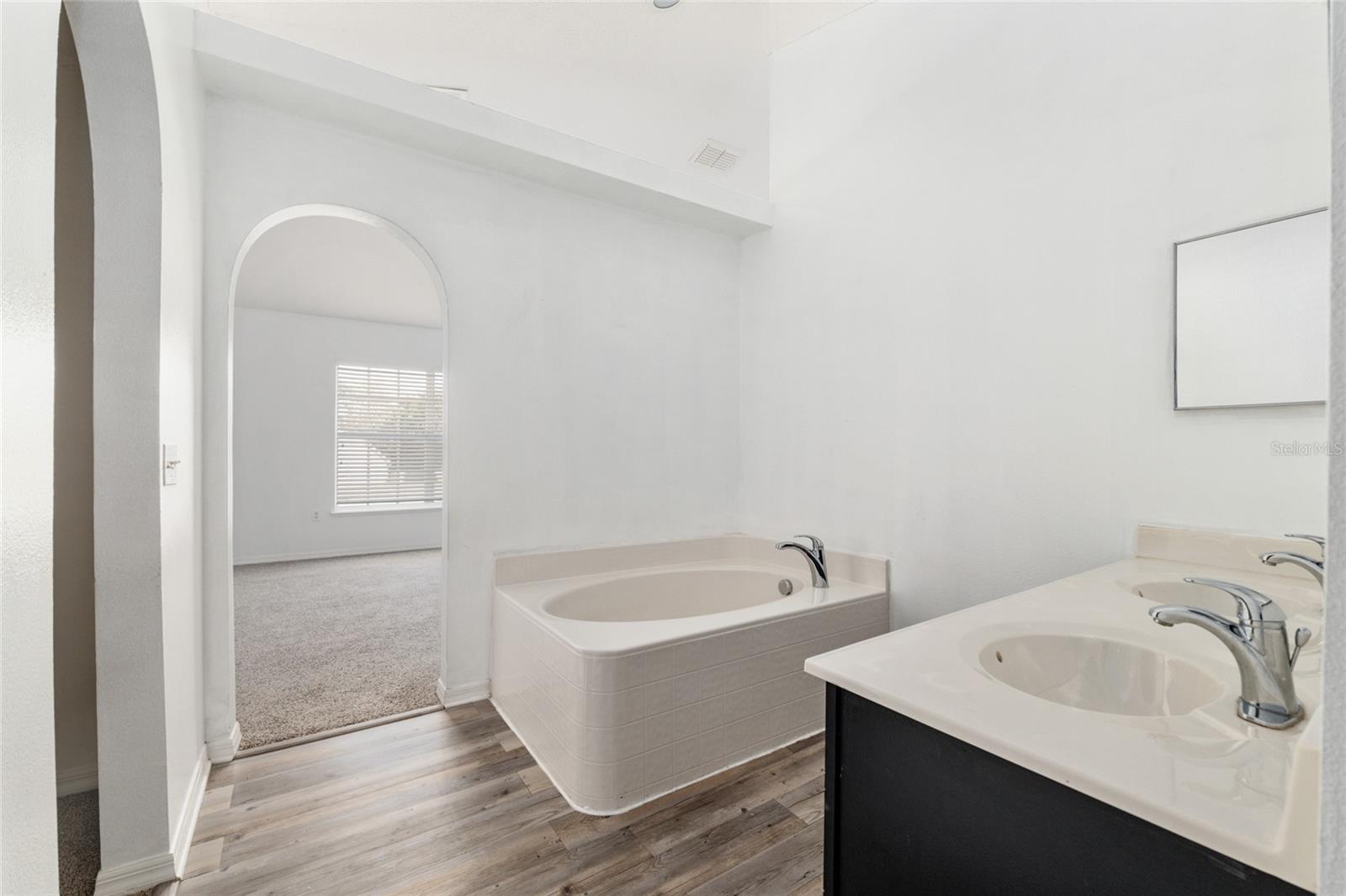 Image 44 of 74 For 11684 56th Terrace