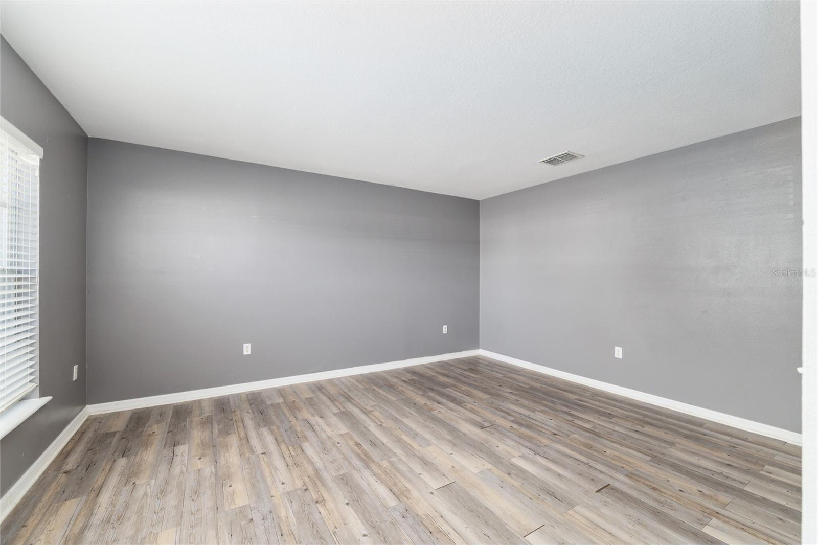 Image 9 of 74 For 11684 56th Terrace