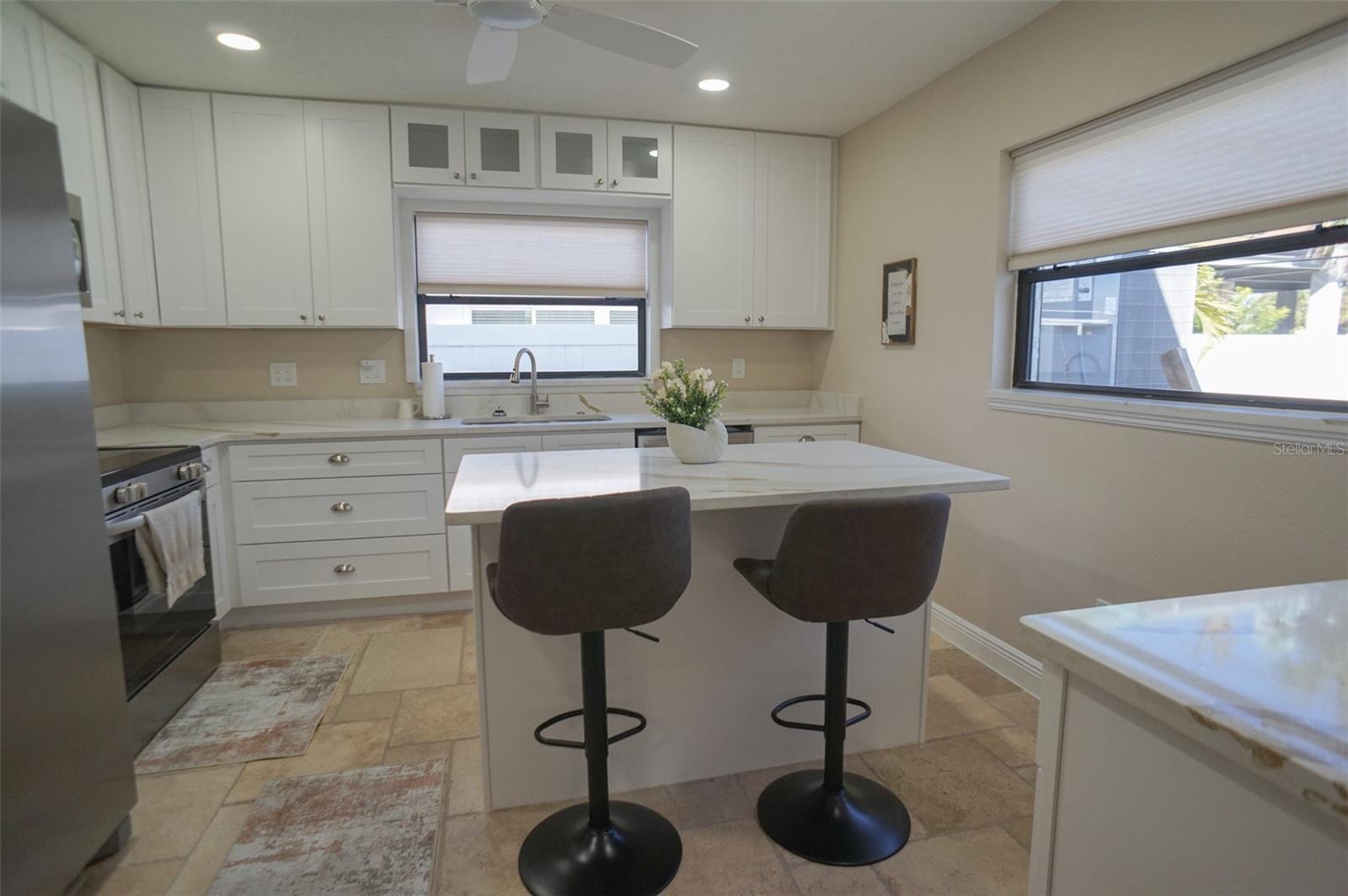 Image 26 of 37 For 929 Lantana Avenue