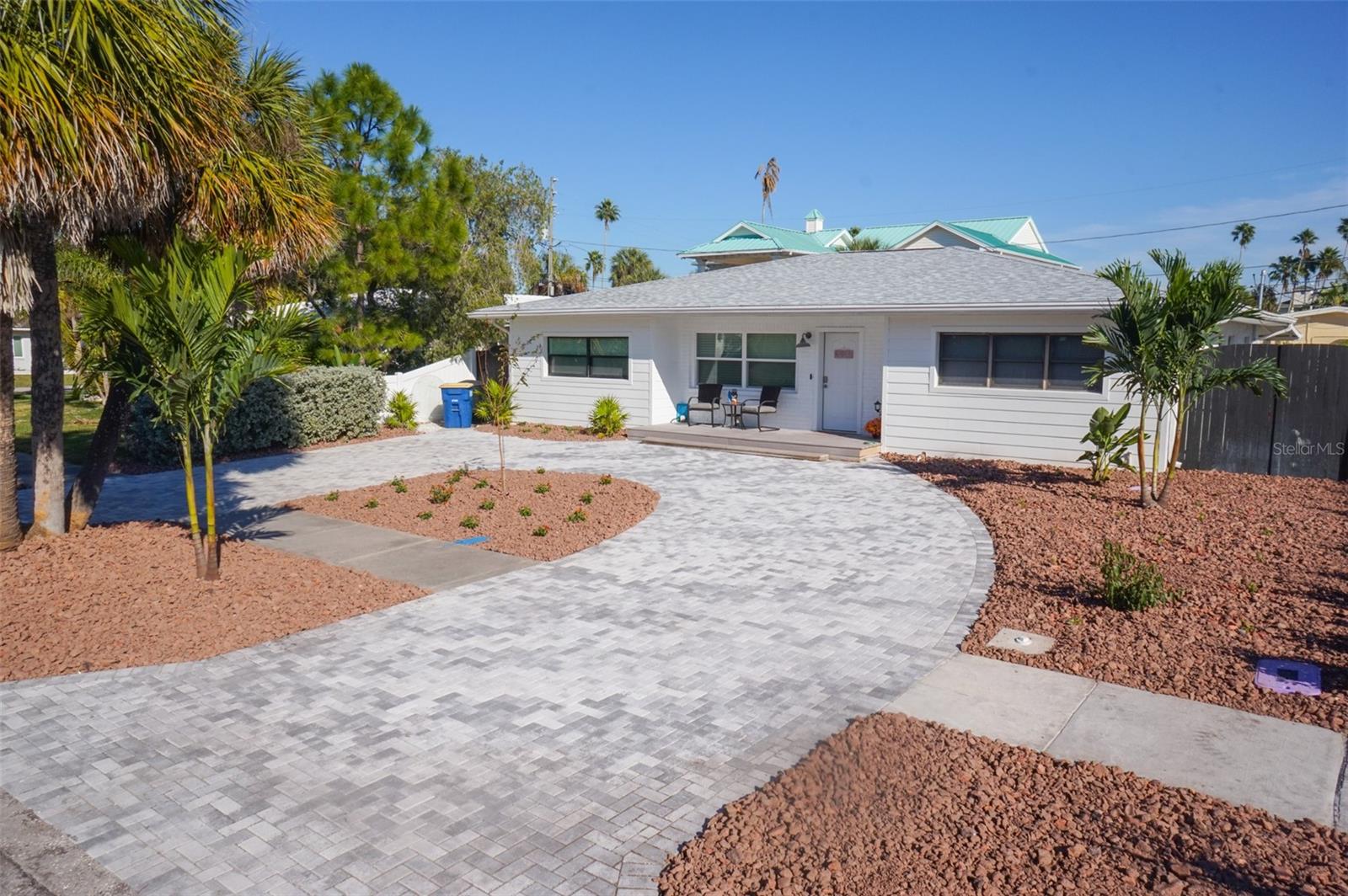 Image 40 of 42 For 929 Lantana Avenue